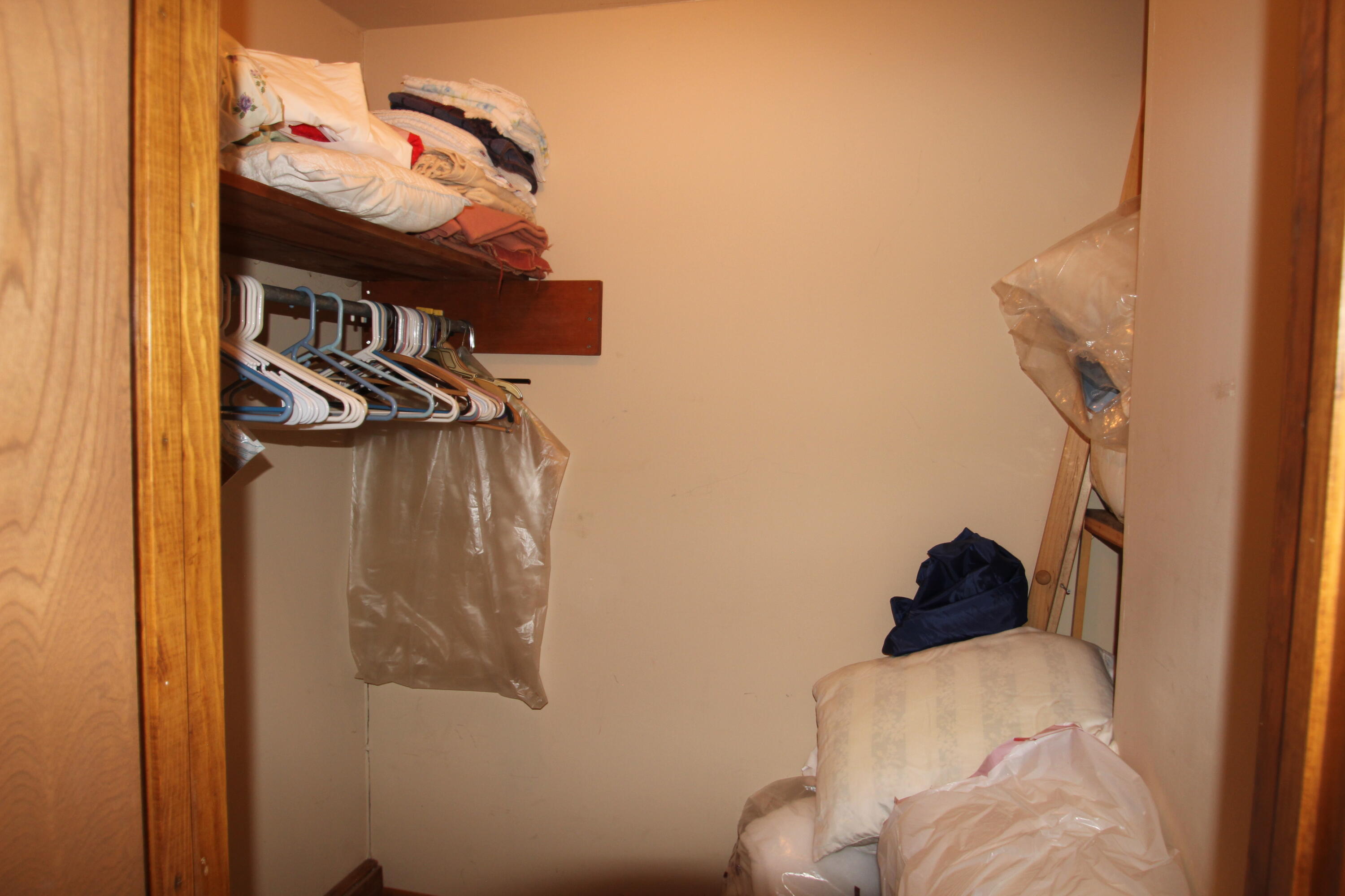 340 Mariposa Dr, Pierpoint Springs, CA 93265