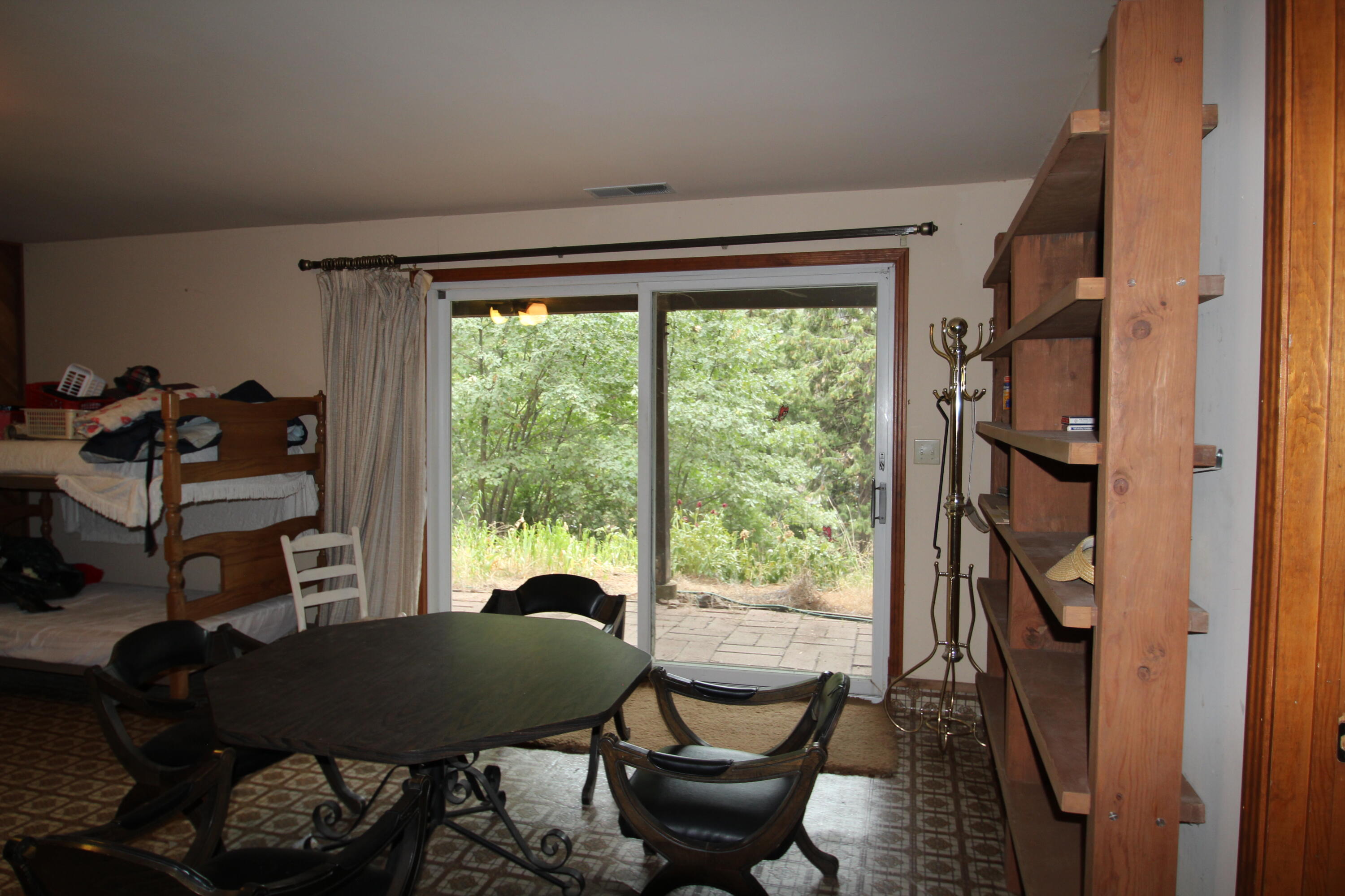 340 Mariposa Dr, Pierpoint Springs, CA 93265