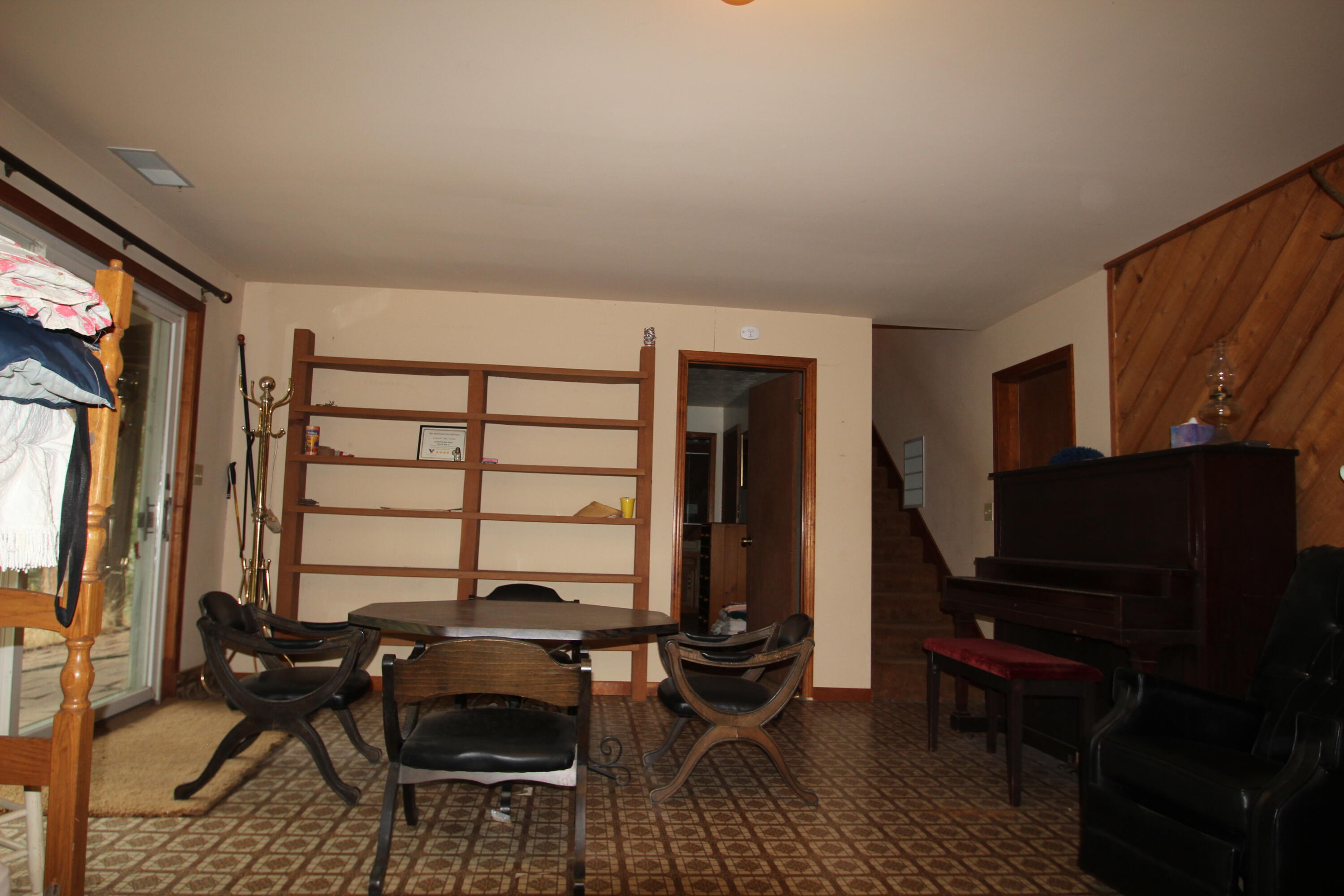 340 Mariposa Dr, Pierpoint Springs, CA 93265