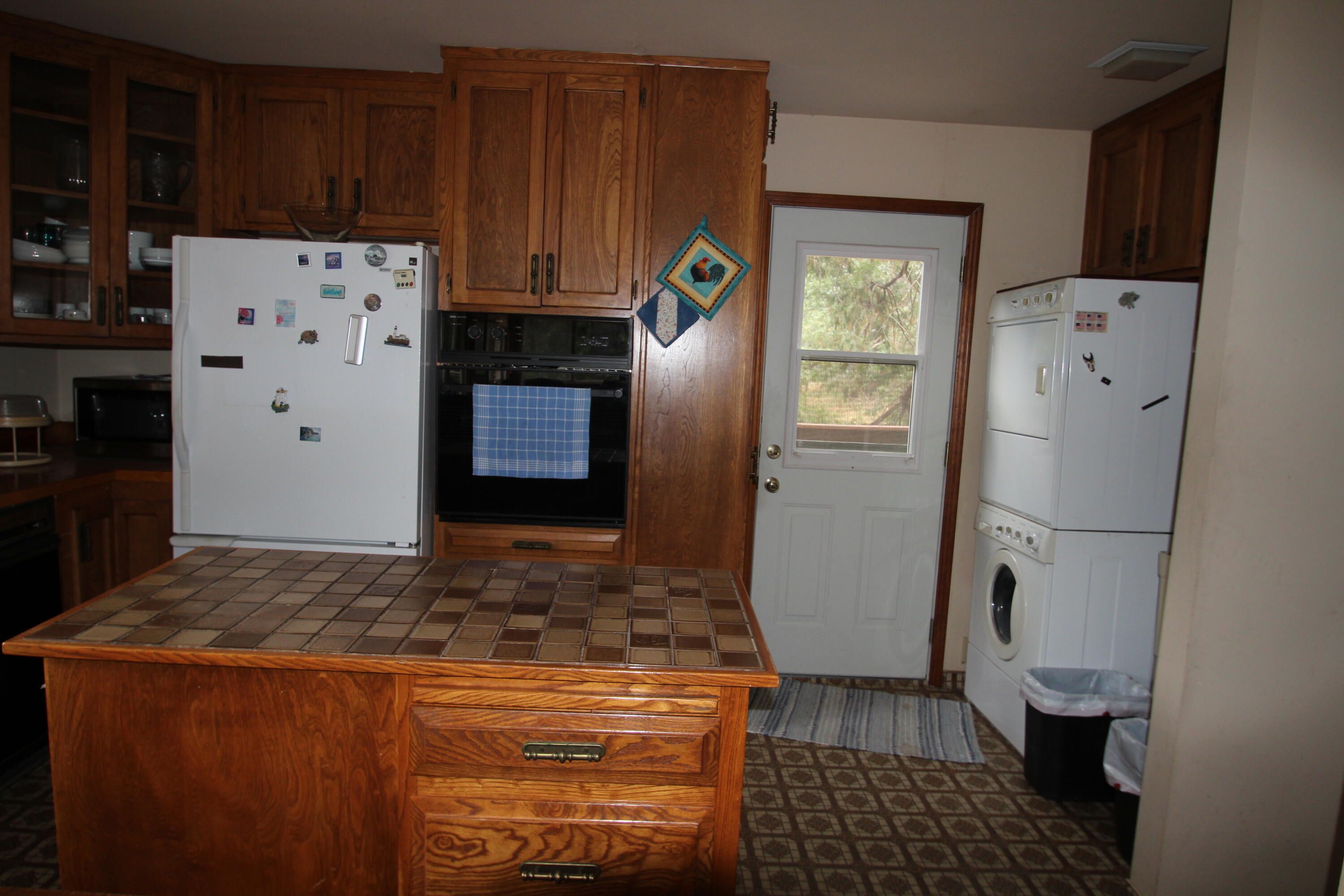 340 Mariposa Dr, Pierpoint Springs, CA 93265