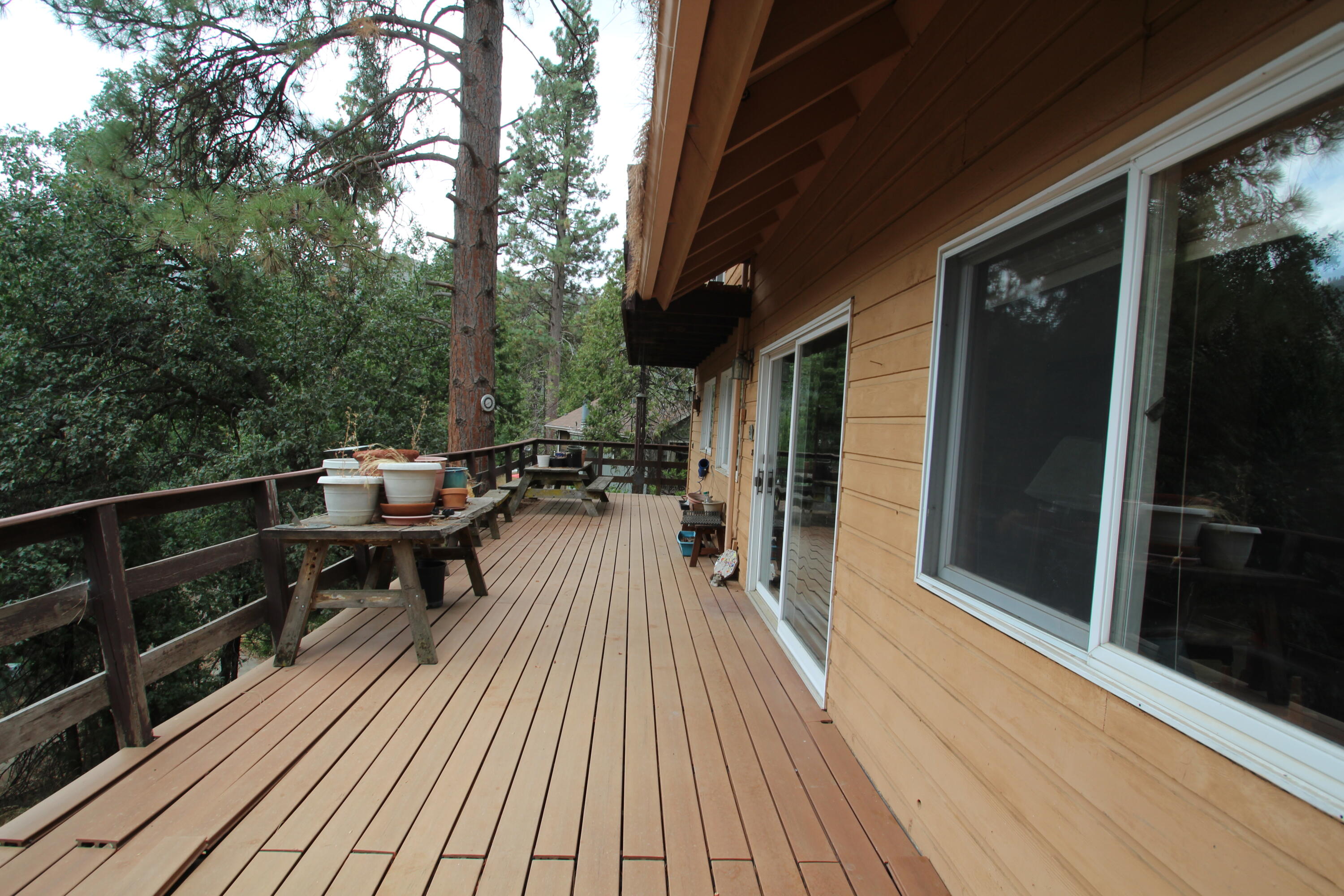 340 Mariposa Dr, Pierpoint Springs, CA 93265