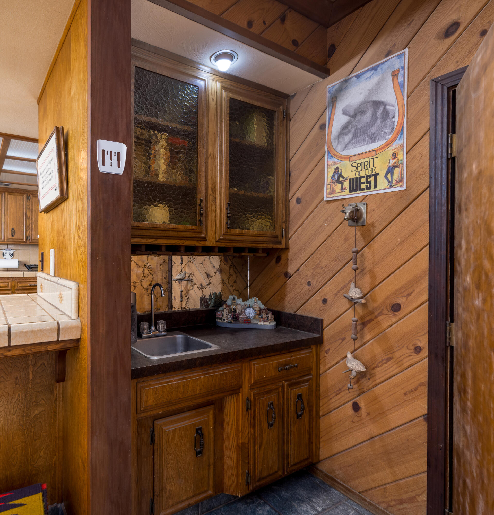 1149 N E St, Tulare, CA 93274