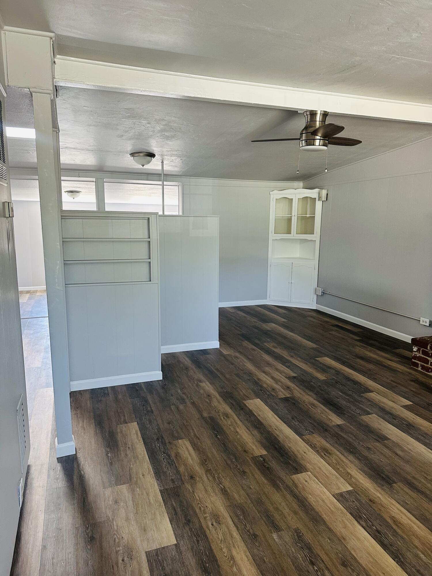 210 Plum Dr, Exeter, CA 93221