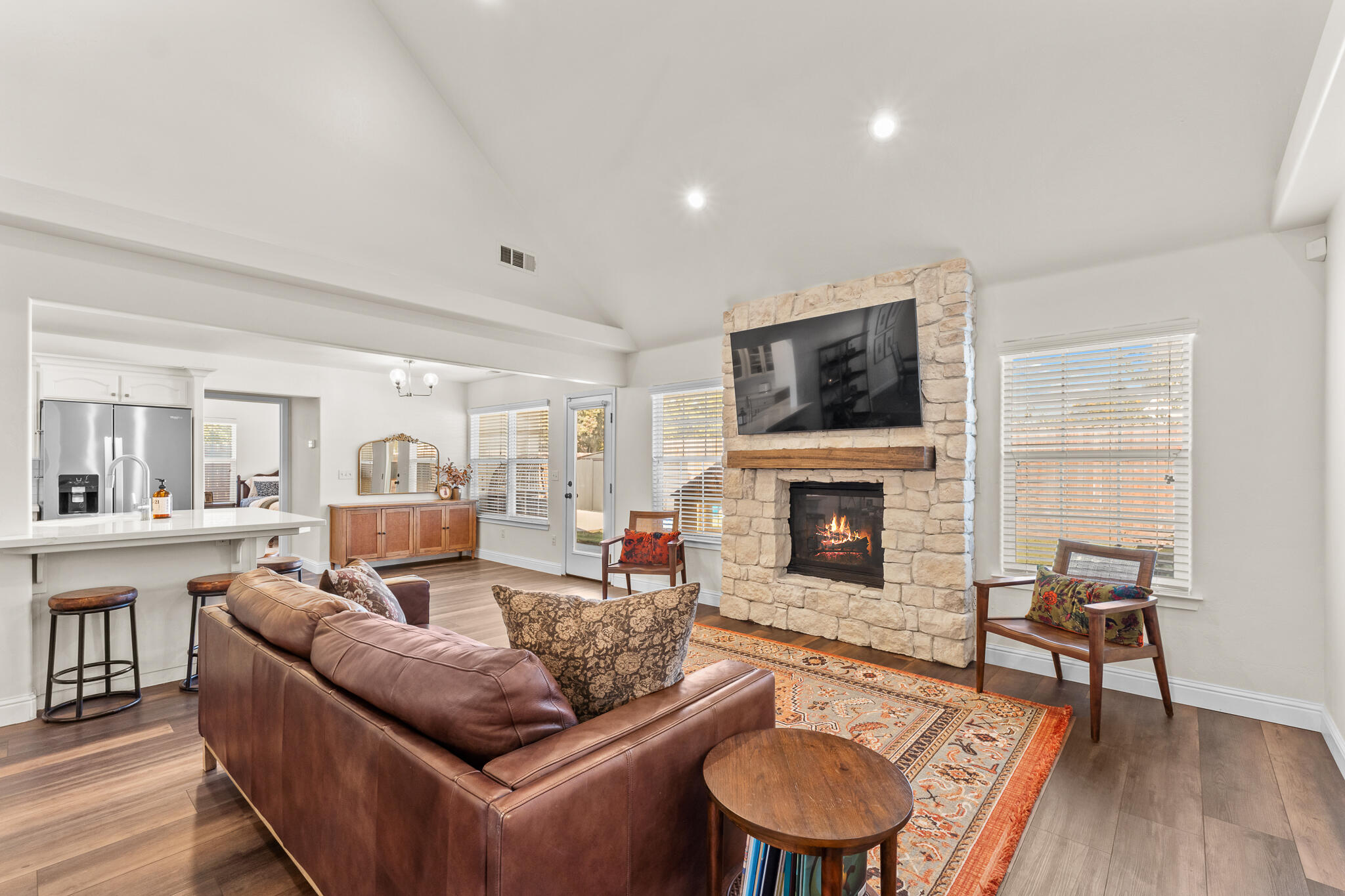 4204 S University St, Visalia, CA 93277