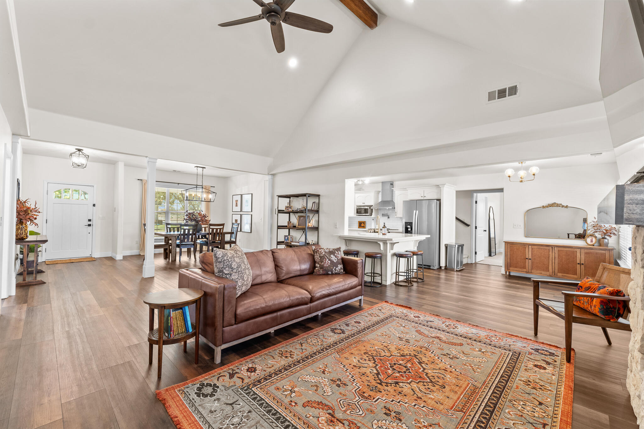 4204 S University St, Visalia, CA 93277