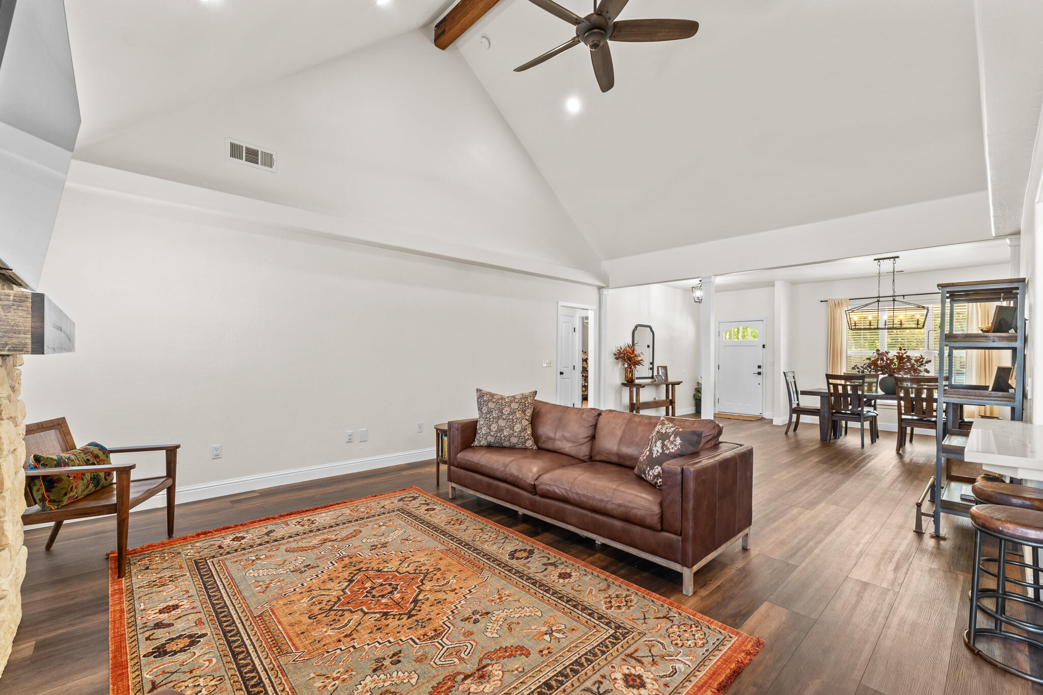 4204 S University St, Visalia, CA 93277