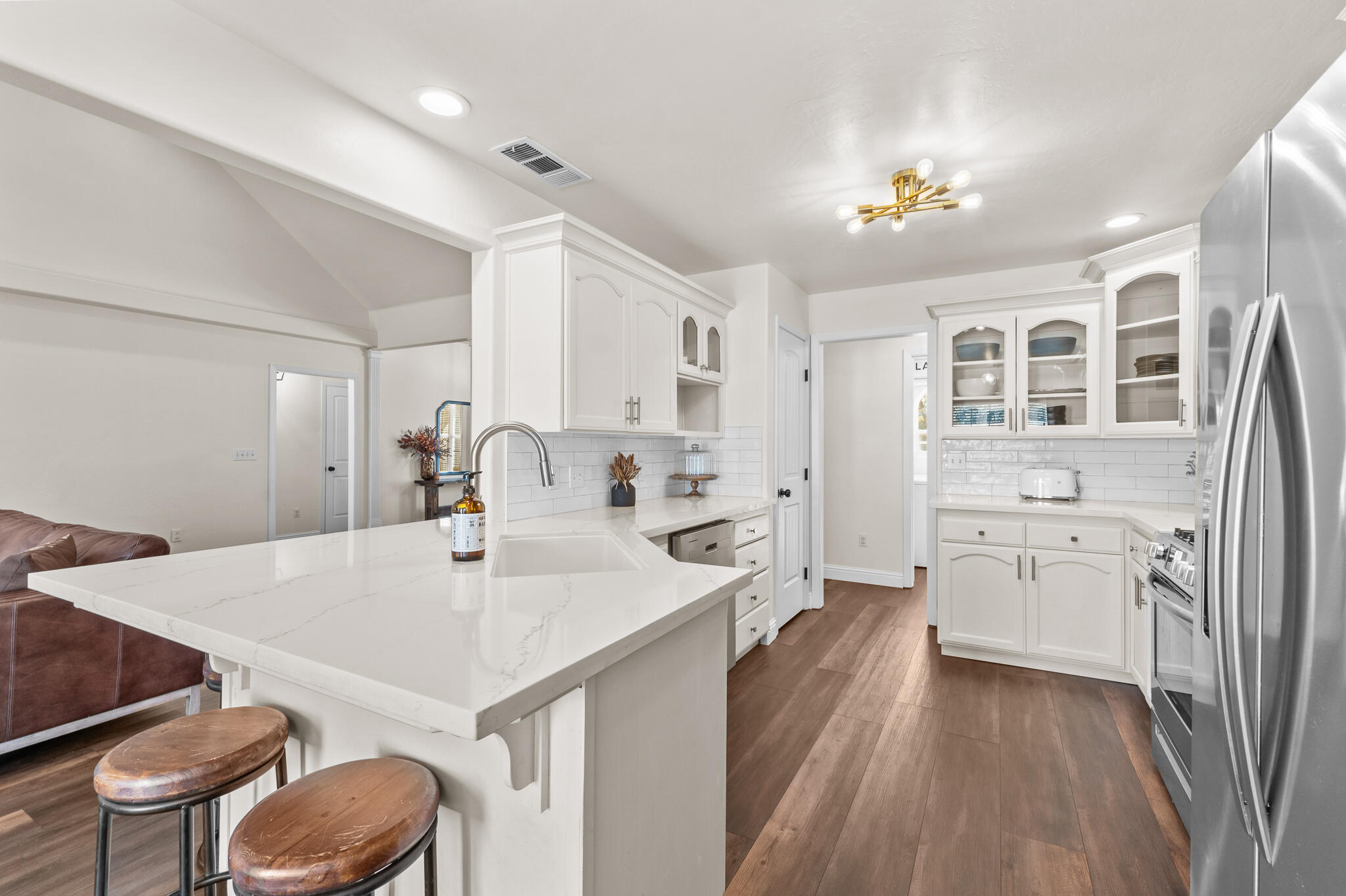 4204 S University St, Visalia, CA 93277