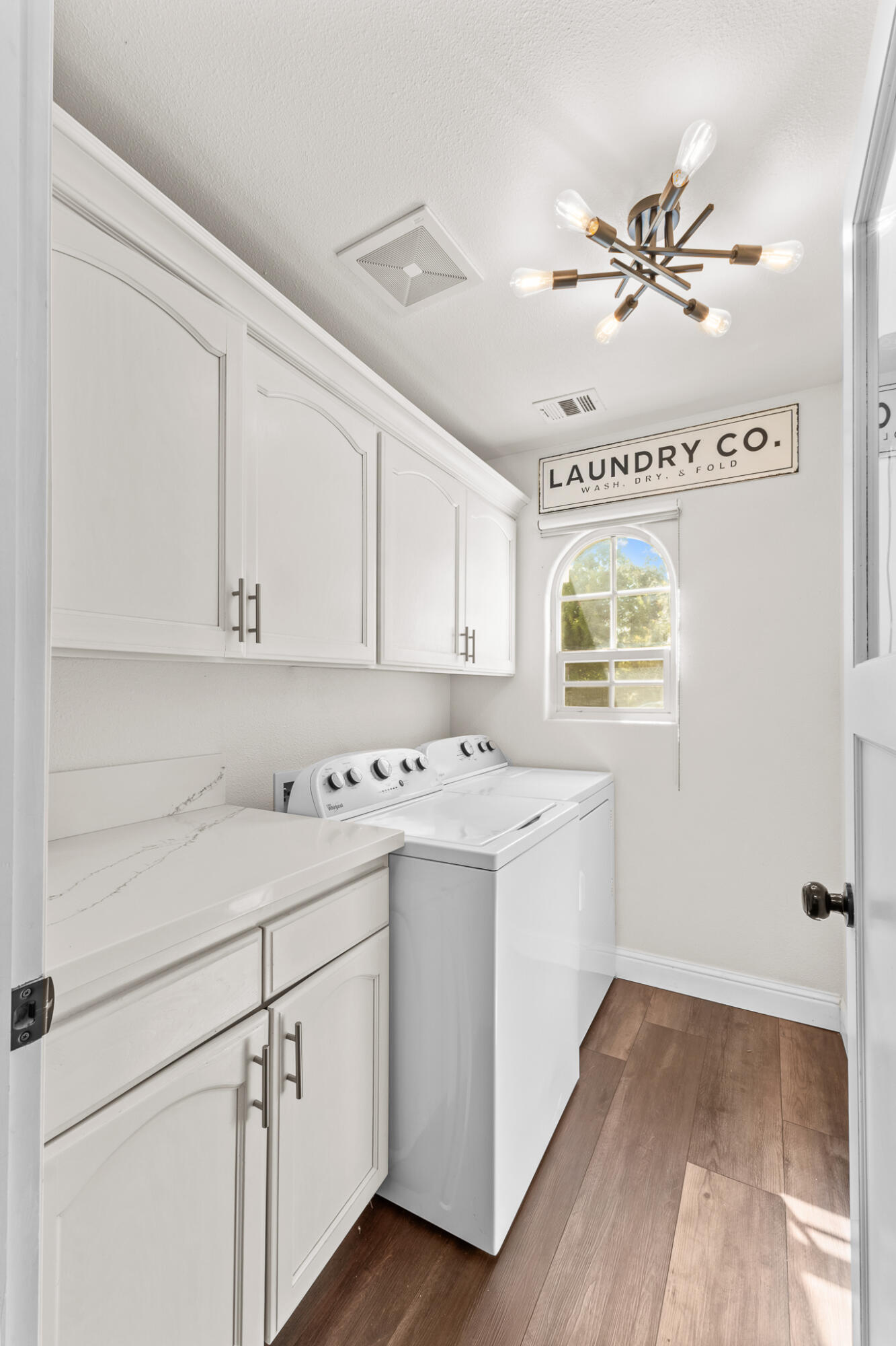 4204 S University St, Visalia, CA 93277