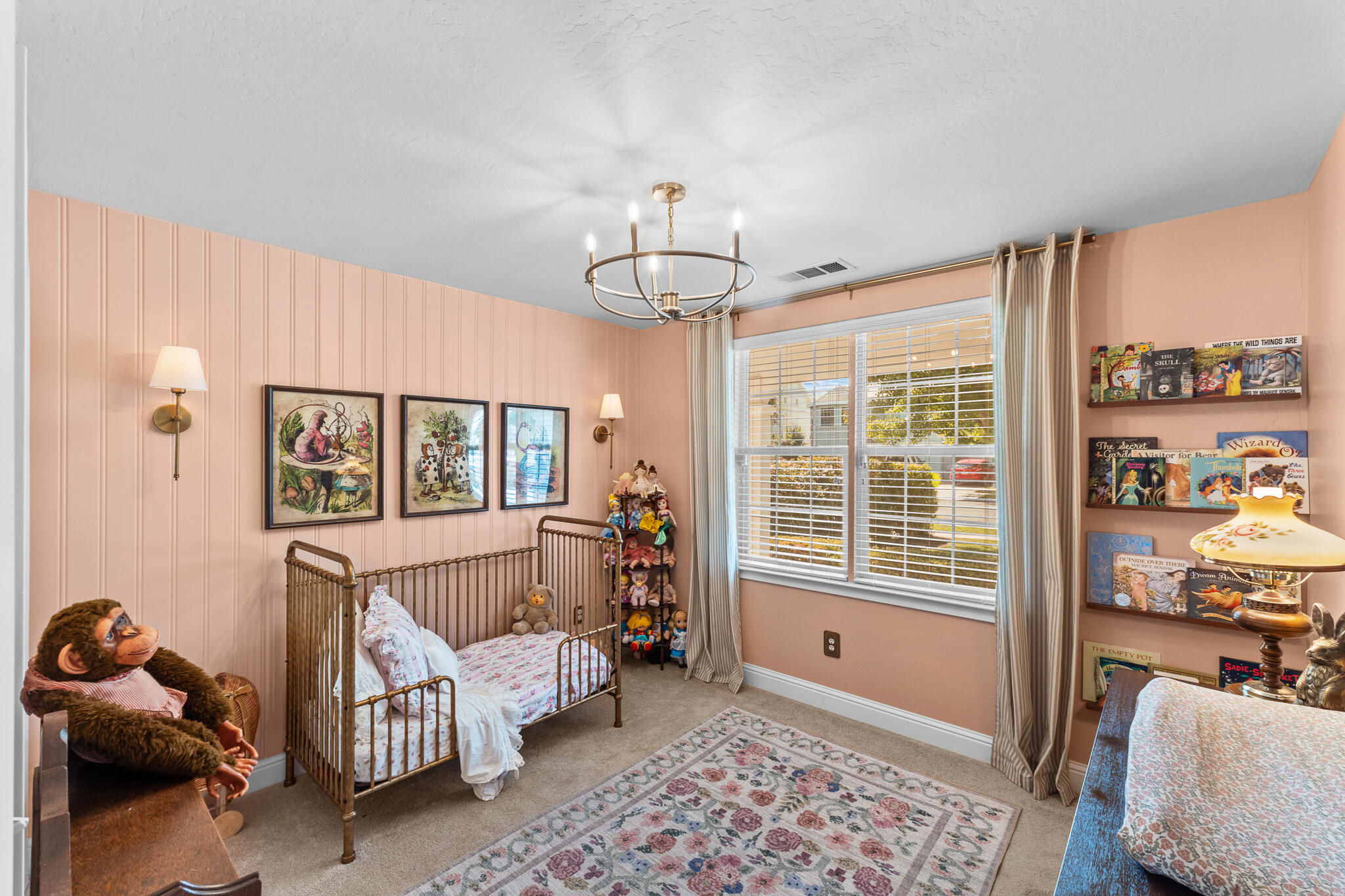 4204 S University St, Visalia, CA 93277