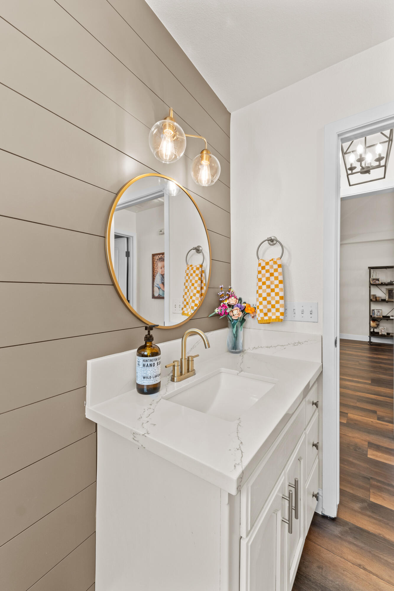 4204 S University St, Visalia, CA 93277