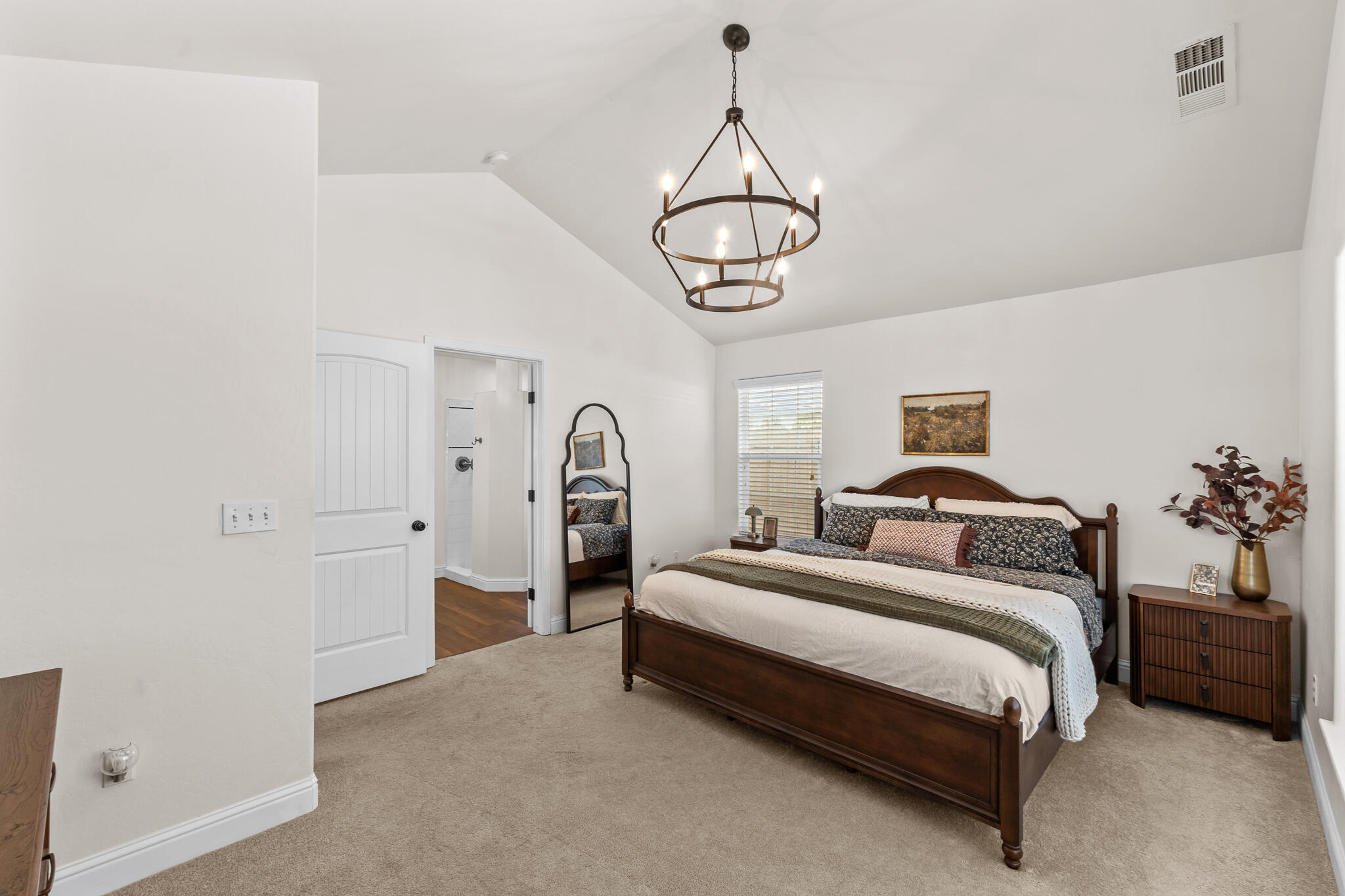 4204 S University St, Visalia, CA 93277