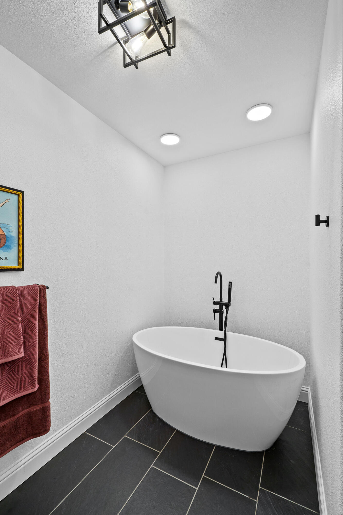 4204 S University St, Visalia, CA 93277