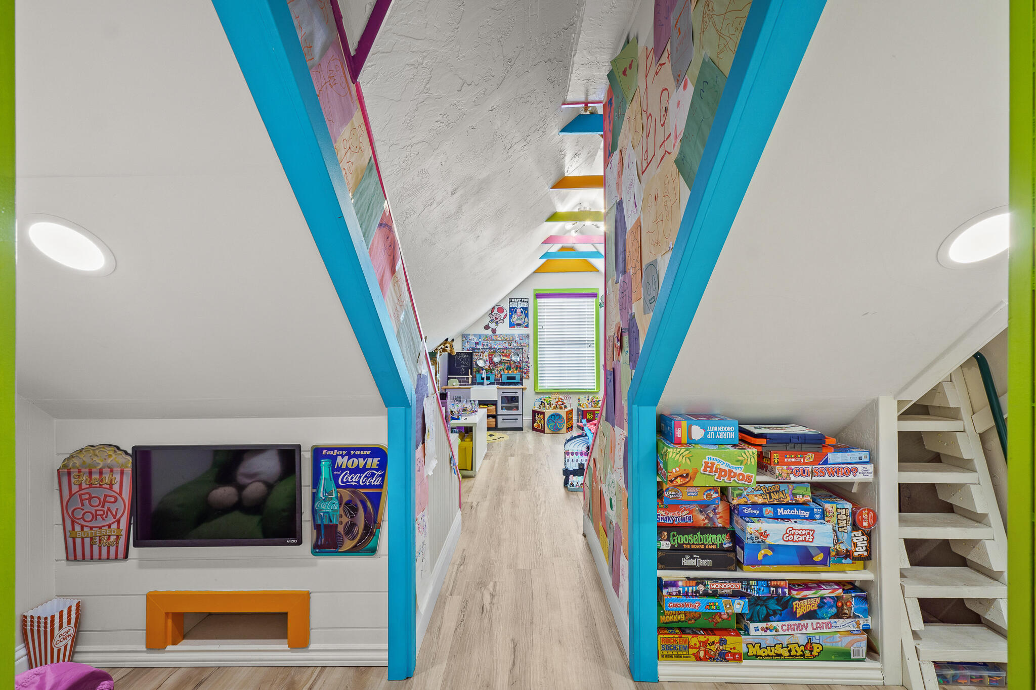 4204 S University St, Visalia, CA 93277