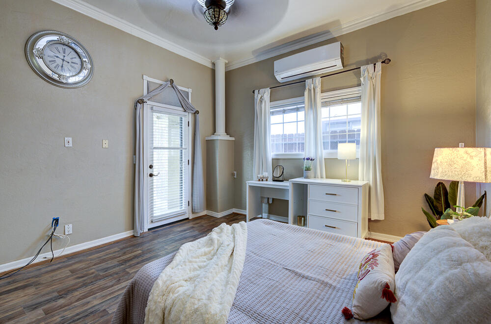 1617 N Aspen Ct, Visalia, CA 93291