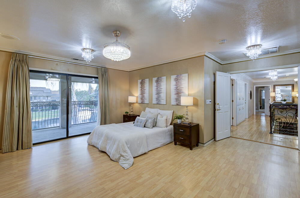 1617 N Aspen Ct, Visalia, CA 93291