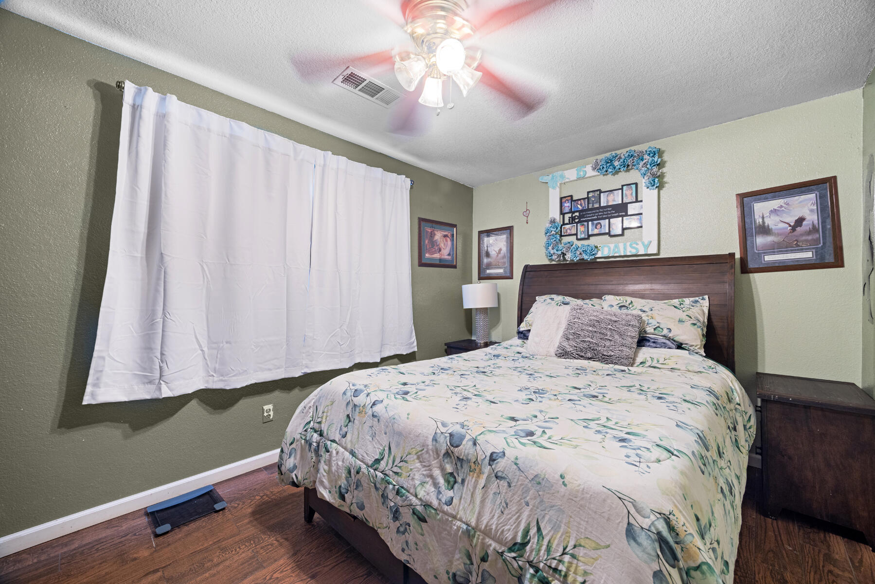 931 S Amber St, Tulare, CA 93274