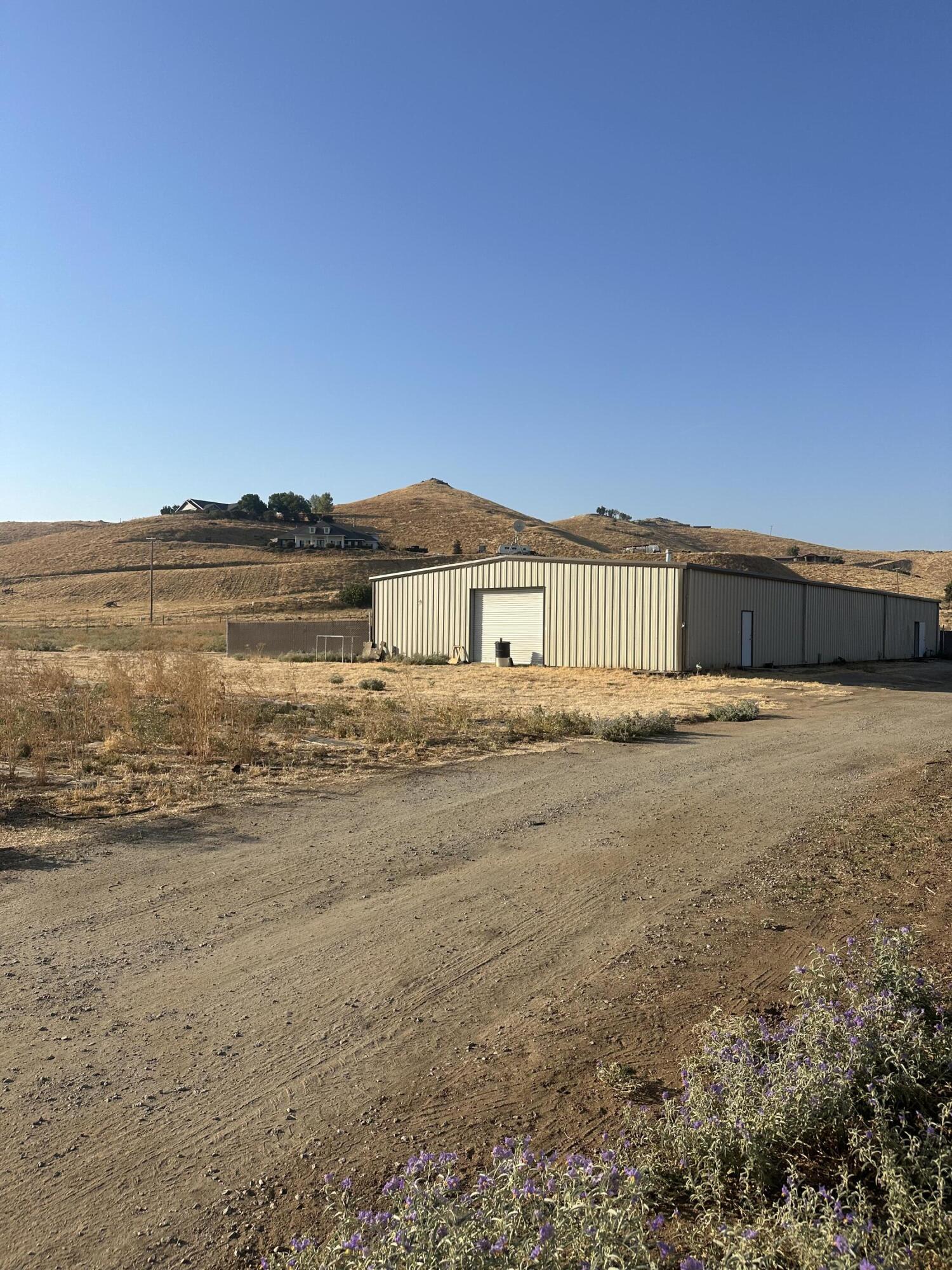 29557 Mehrten Dr #16, Exeter, CA 93221