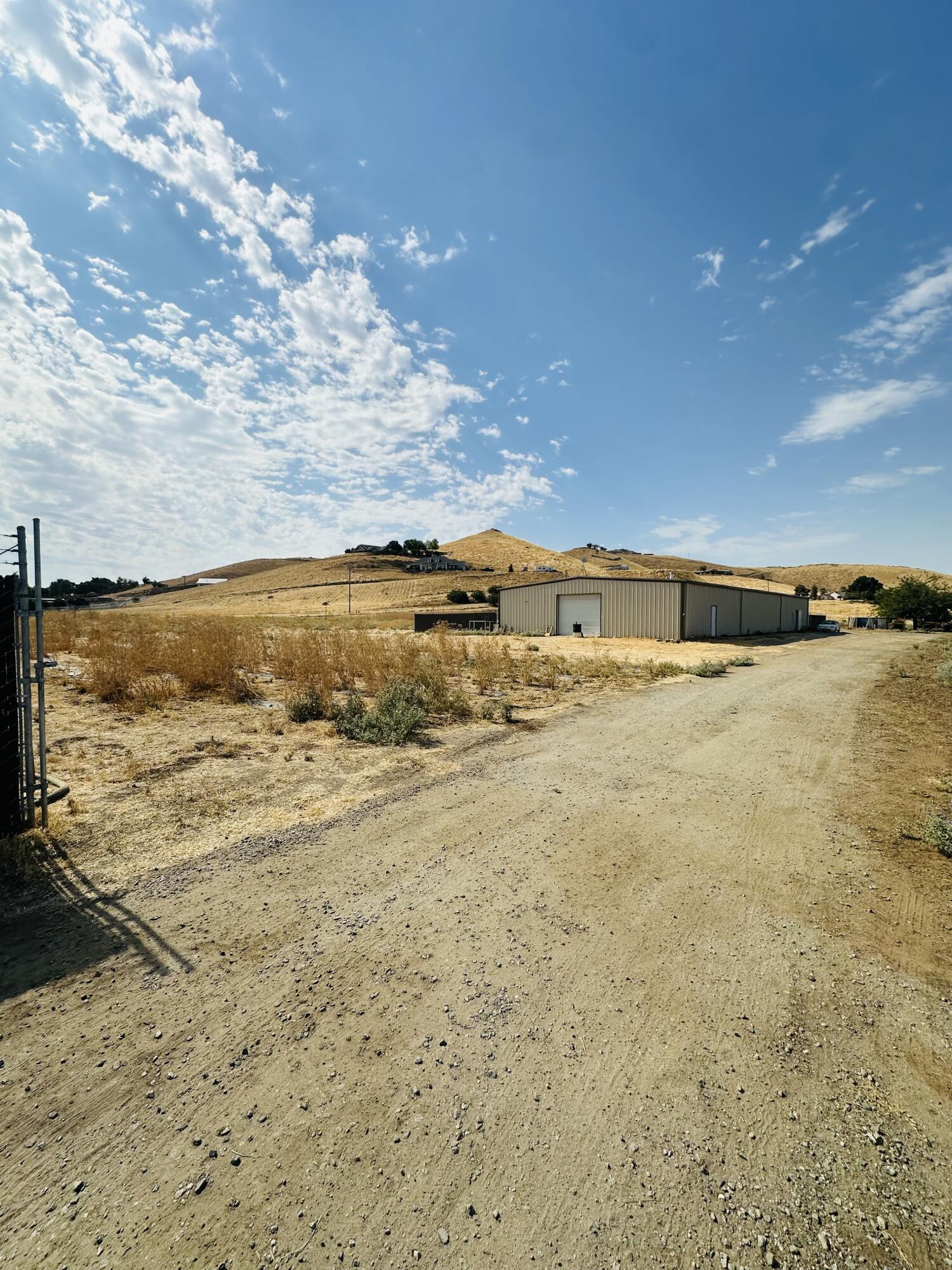 29557 Mehrten Dr #16, Exeter, CA 93221