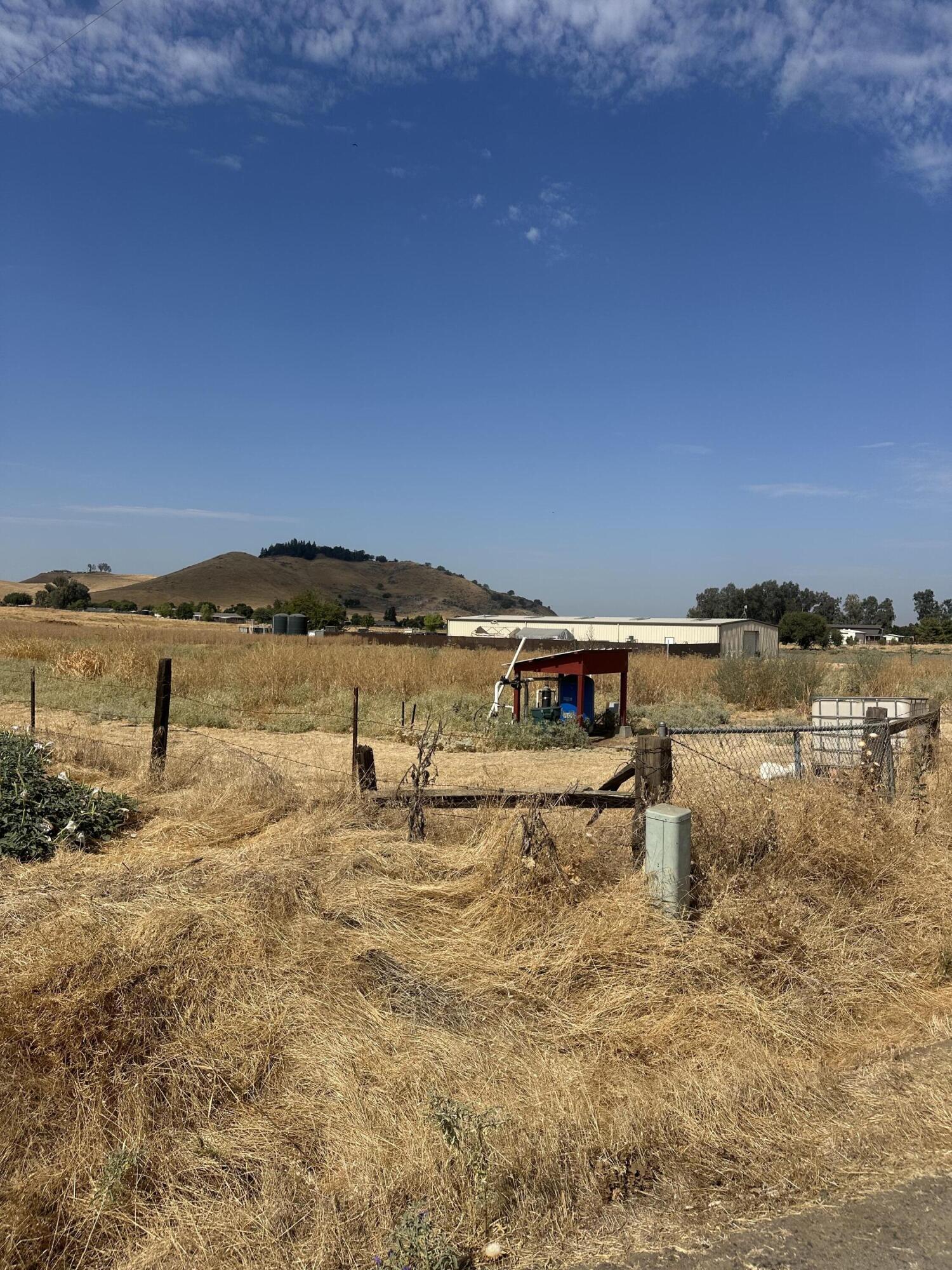 29557 Mehrten Dr #16, Exeter, CA 93221