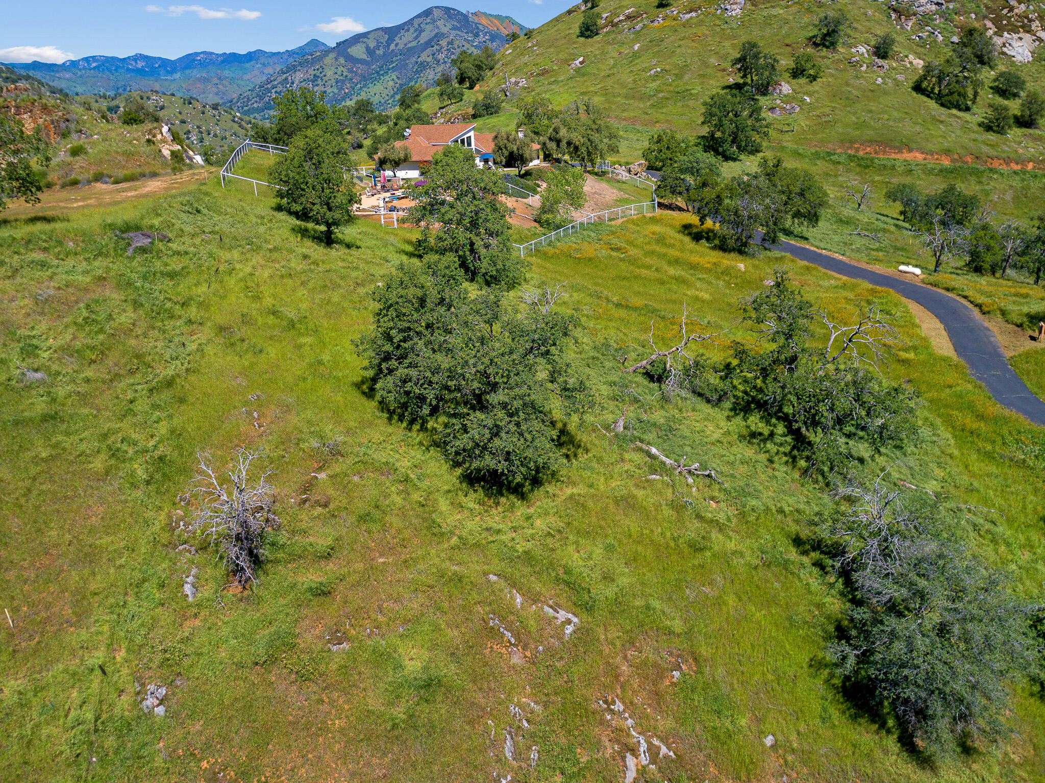 0 Black Oak Dr, Three Rivers, CA 93271