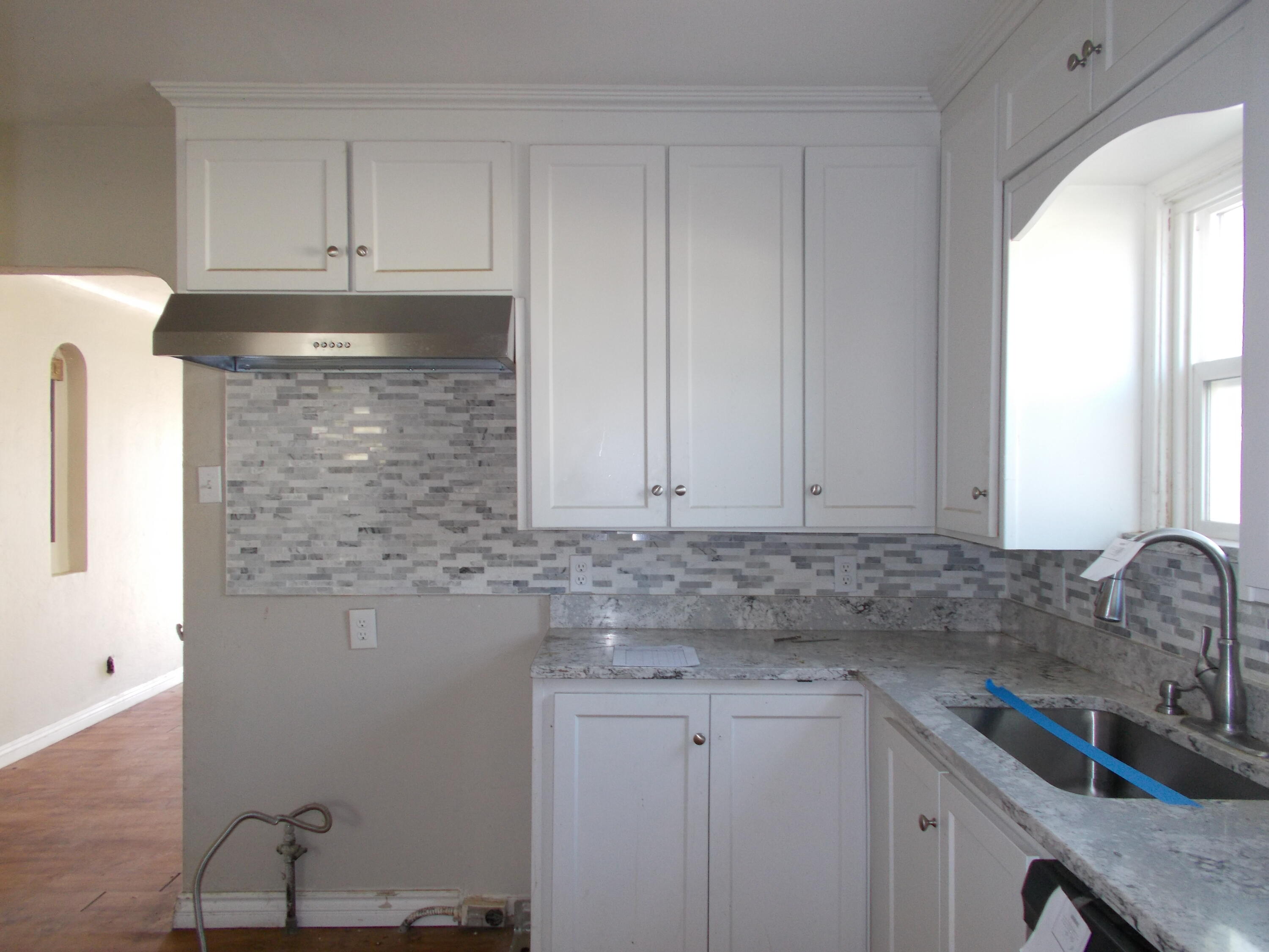 210 E Bush St, Lemoore, CA 93245