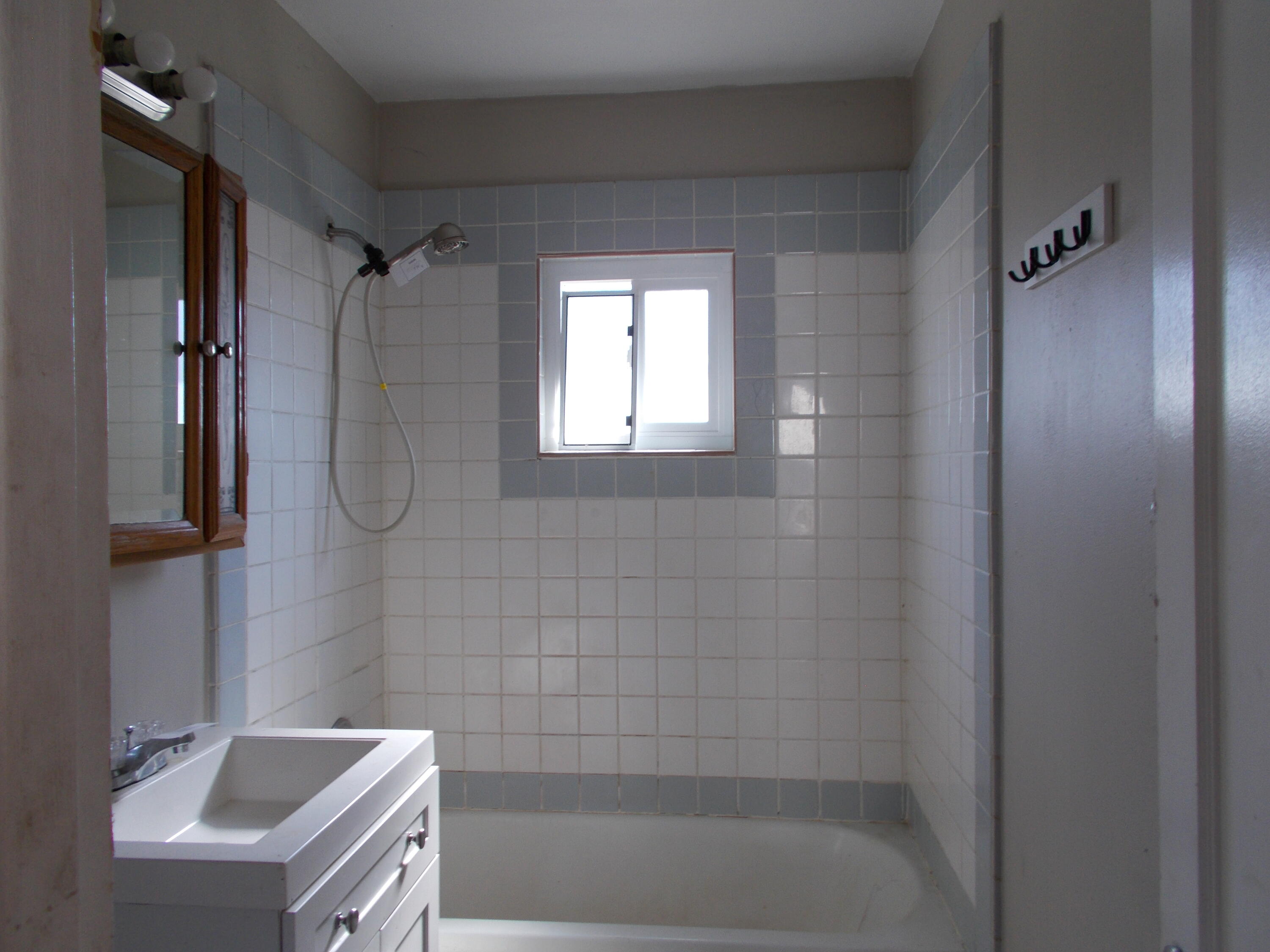 210 E Bush St, Lemoore, CA 93245