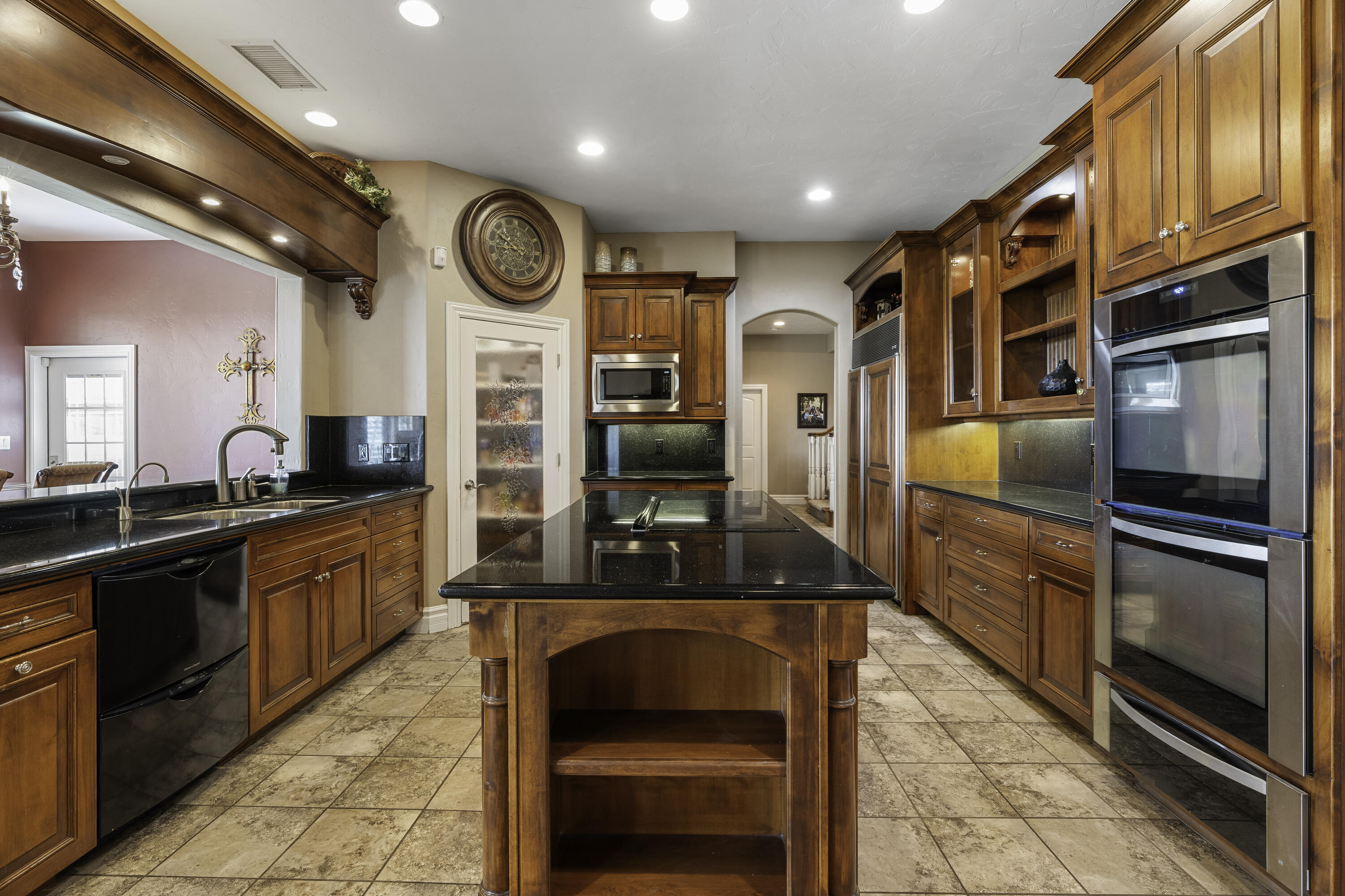 22431 Rd 180, Lindsay, CA 93247