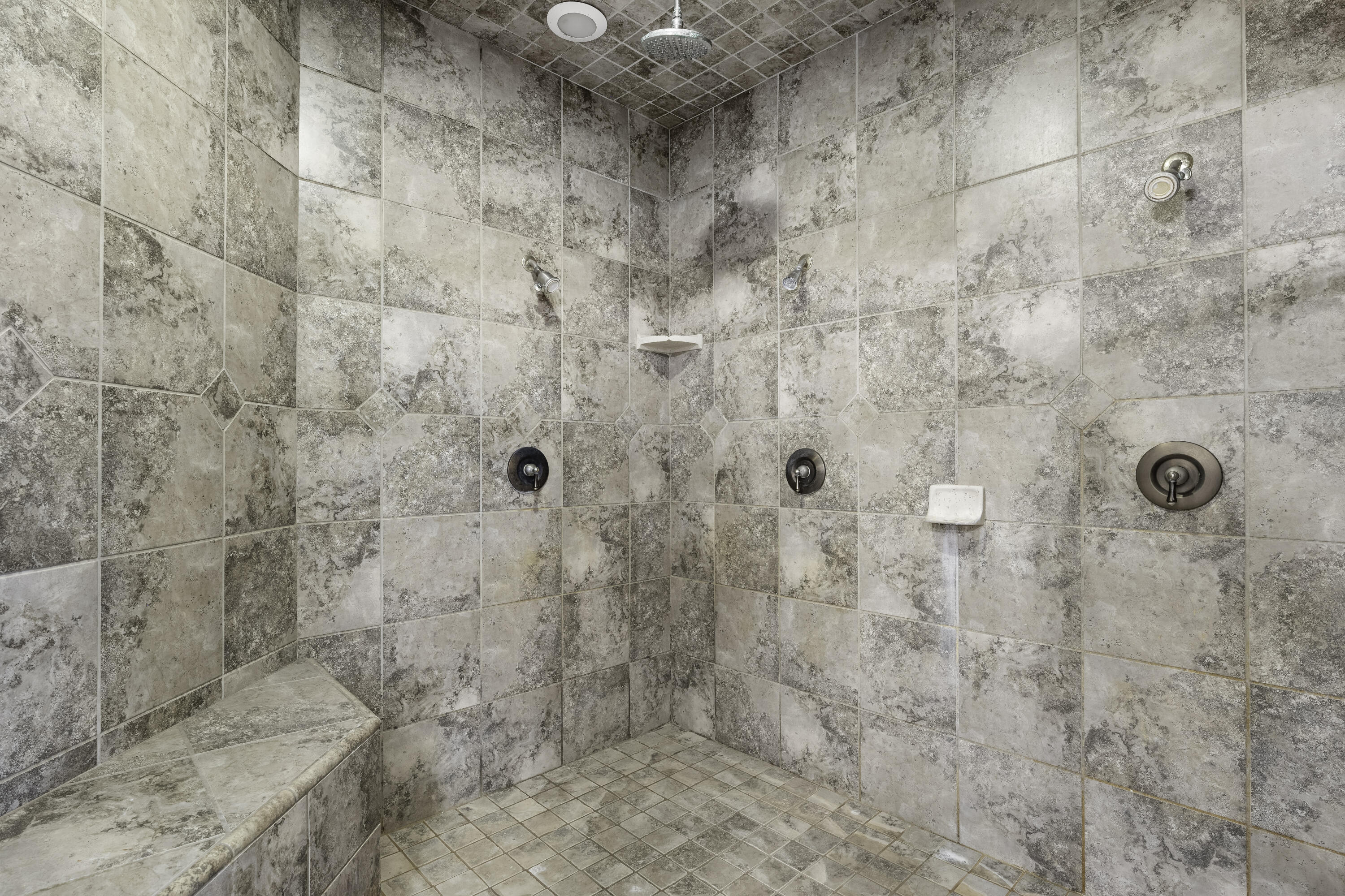 22431 Rd 180, Lindsay, CA 93247