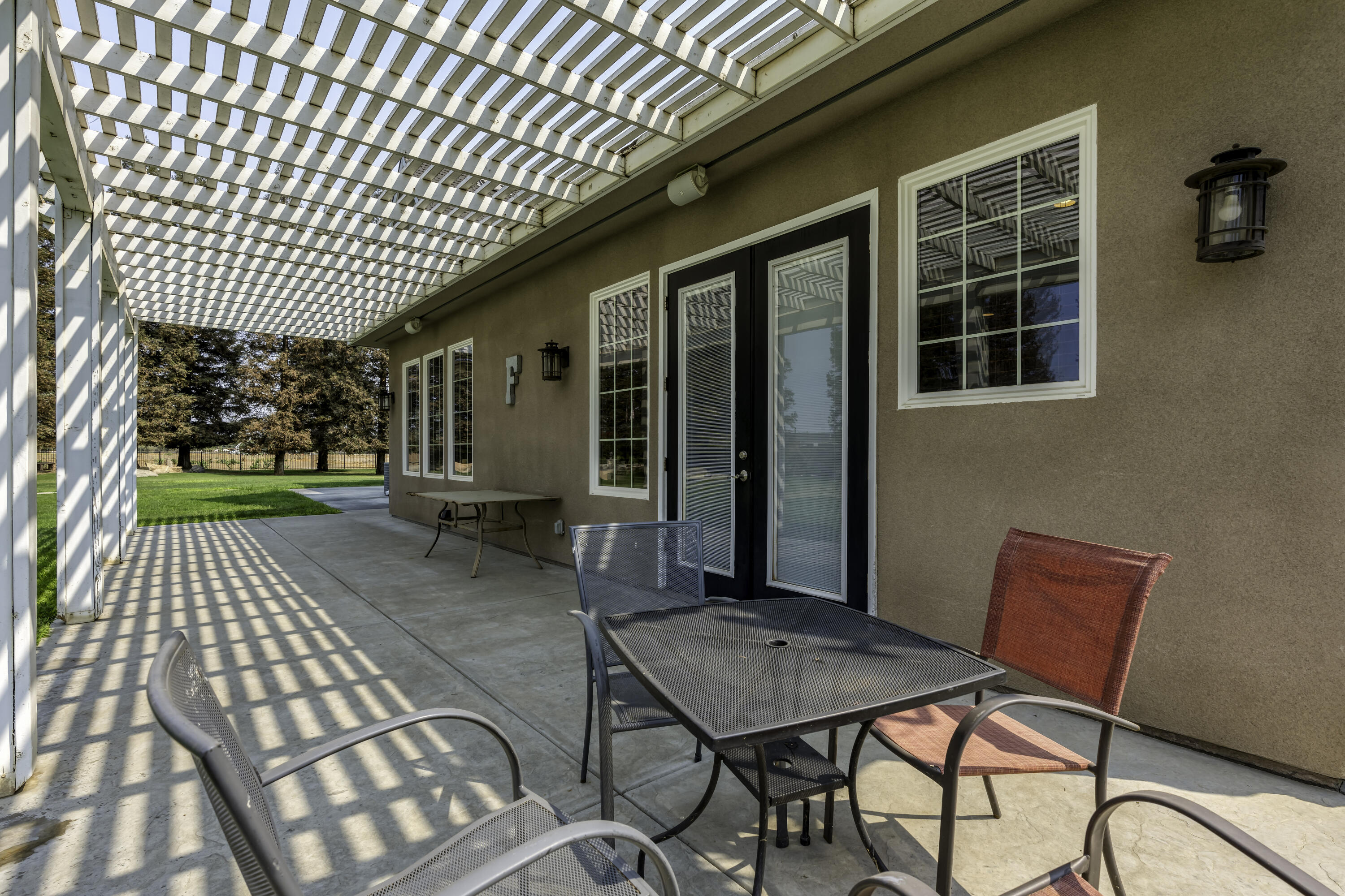 22431 Rd 180, Lindsay, CA 93247