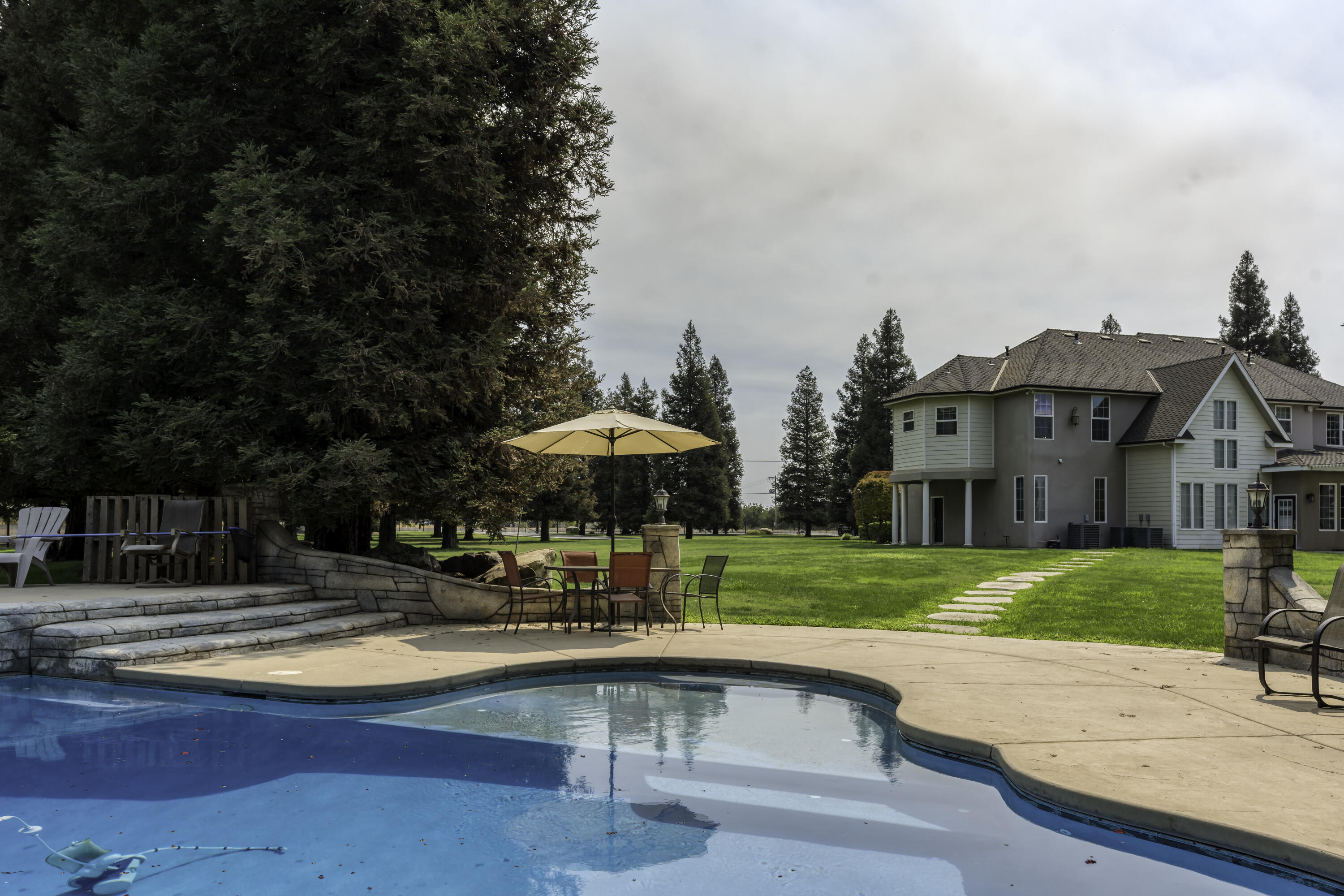 22431 Rd 180, Lindsay, CA 93247