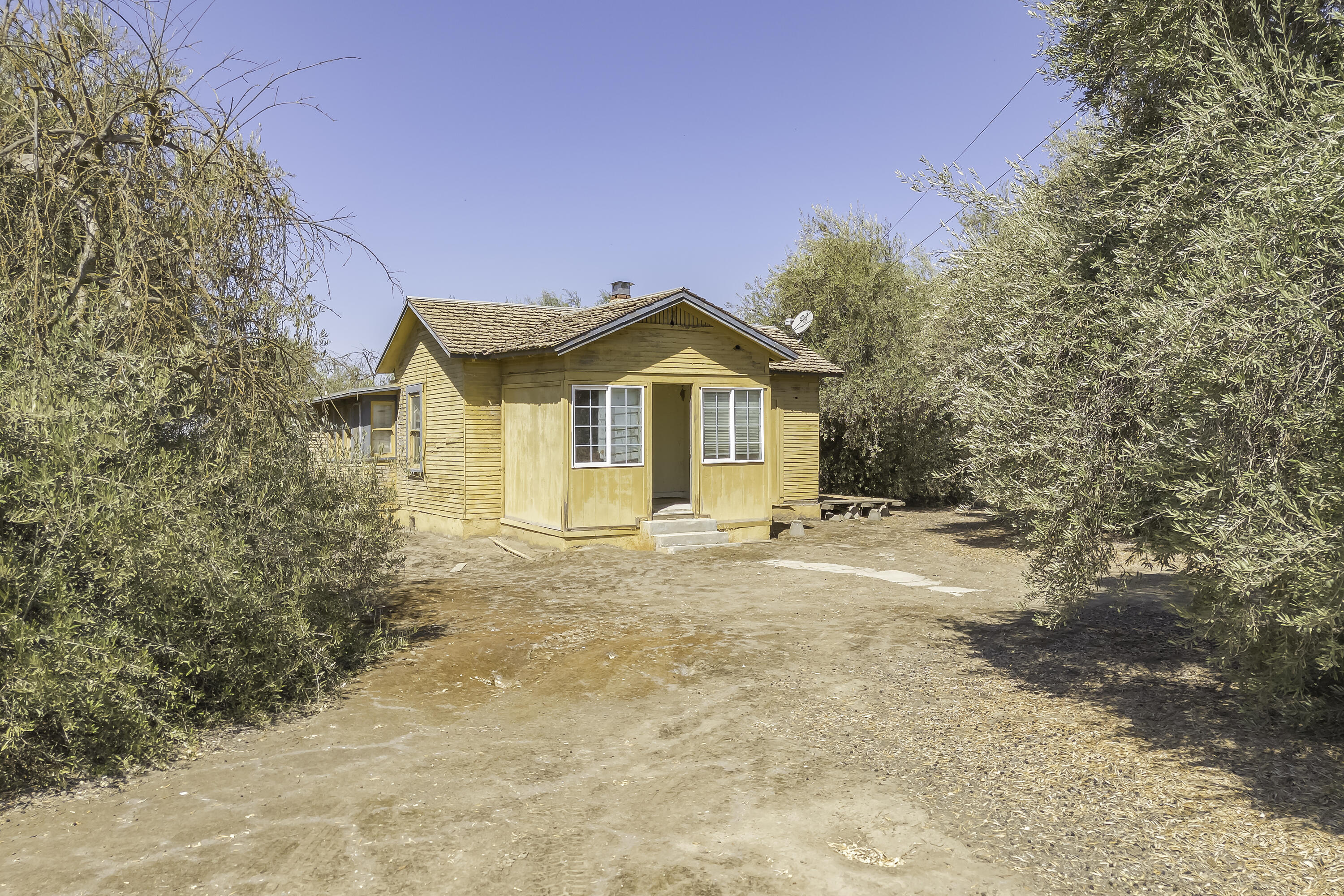 22431 Rd 180, Lindsay, CA 93247