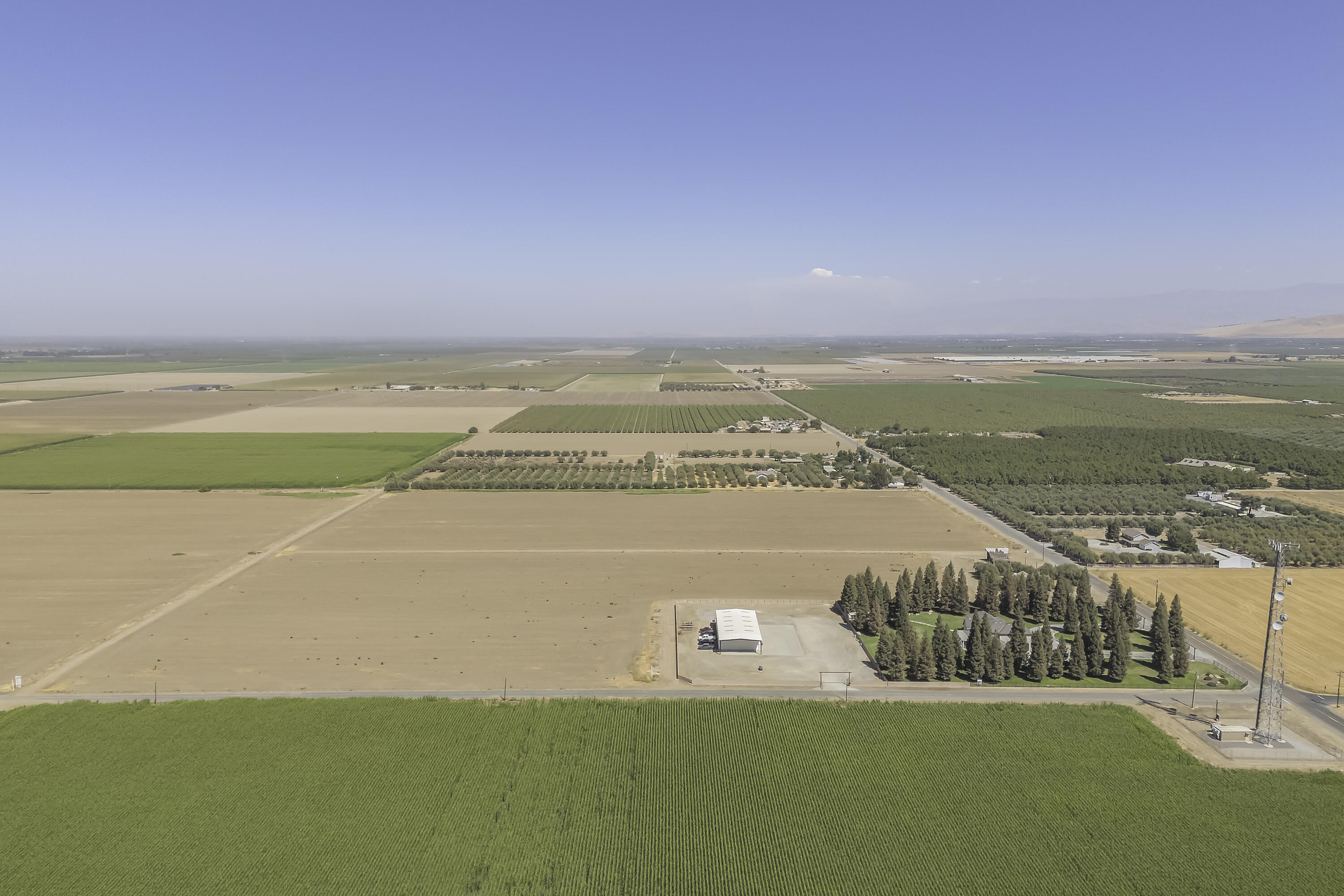 22431 Rd 180, Lindsay, CA 93247