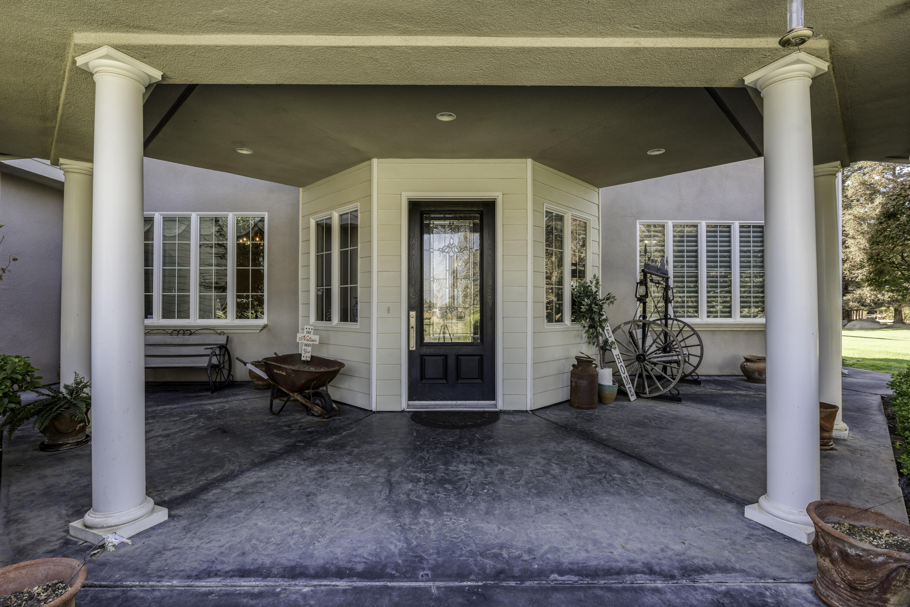 0, Lindsay, CA 93247