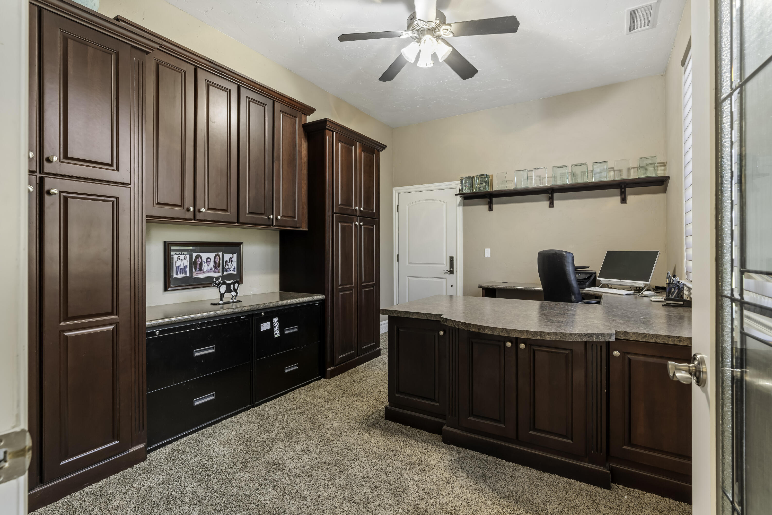 0, Lindsay, CA 93247