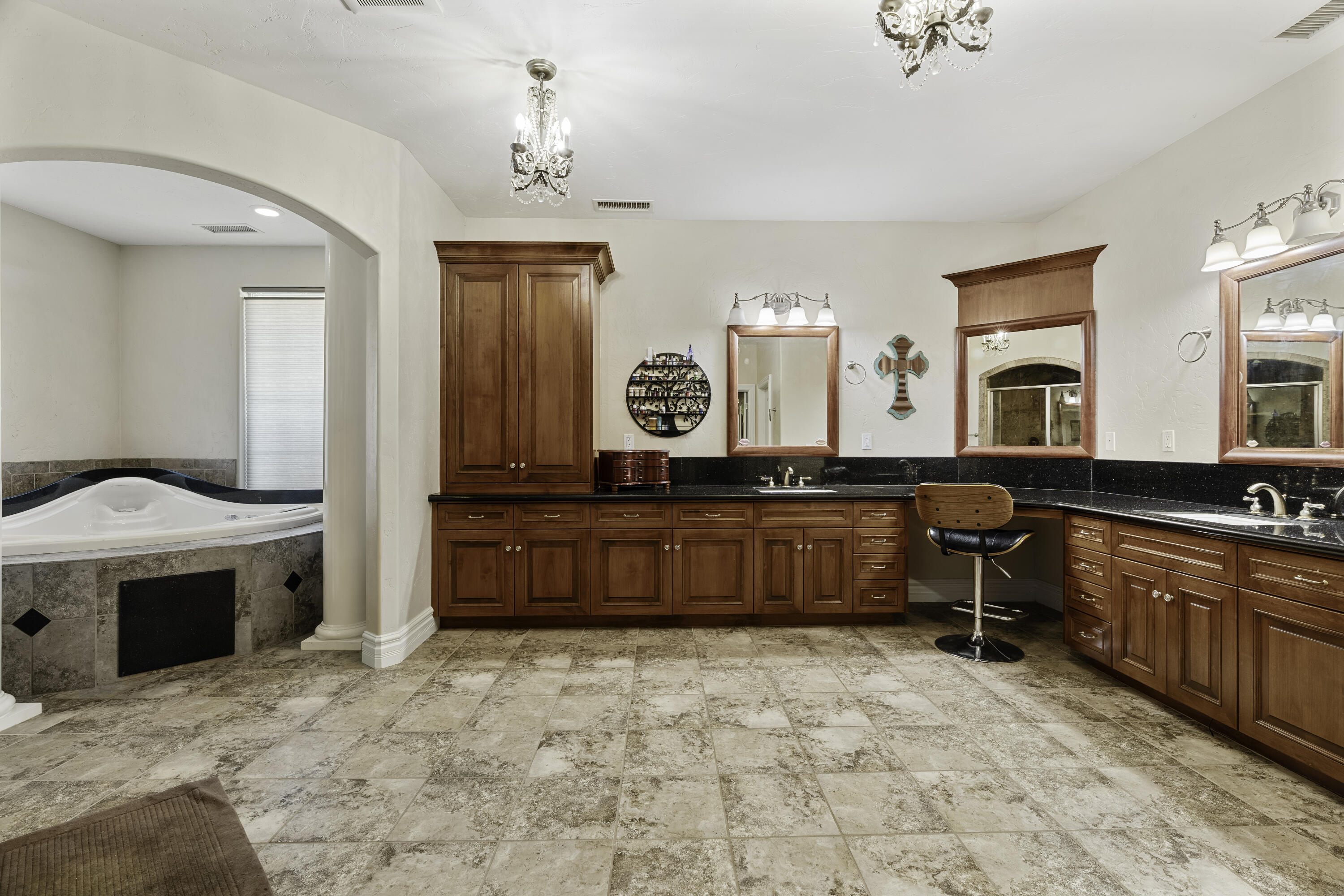 0, Lindsay, CA 93247