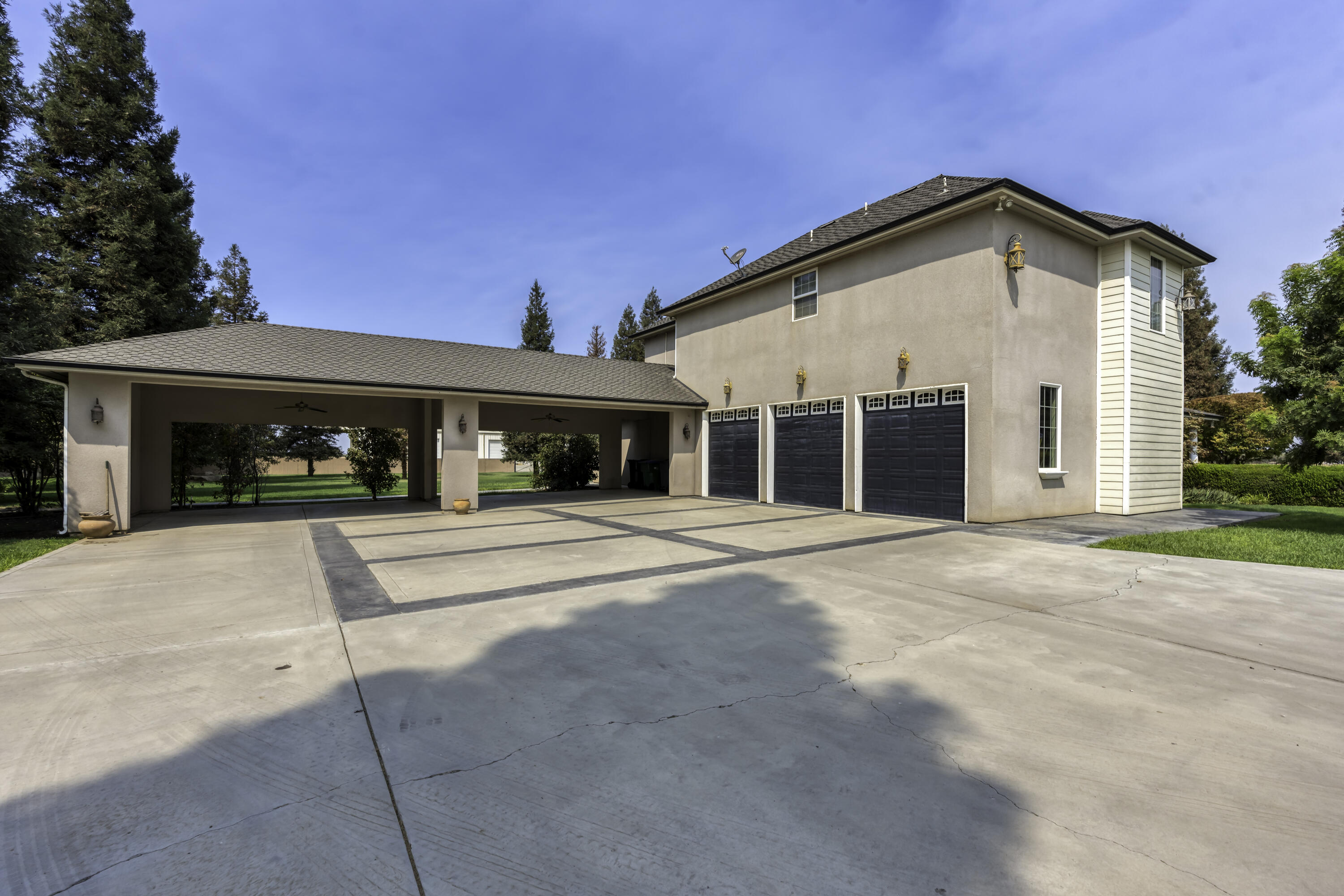 0, Lindsay, CA 93247