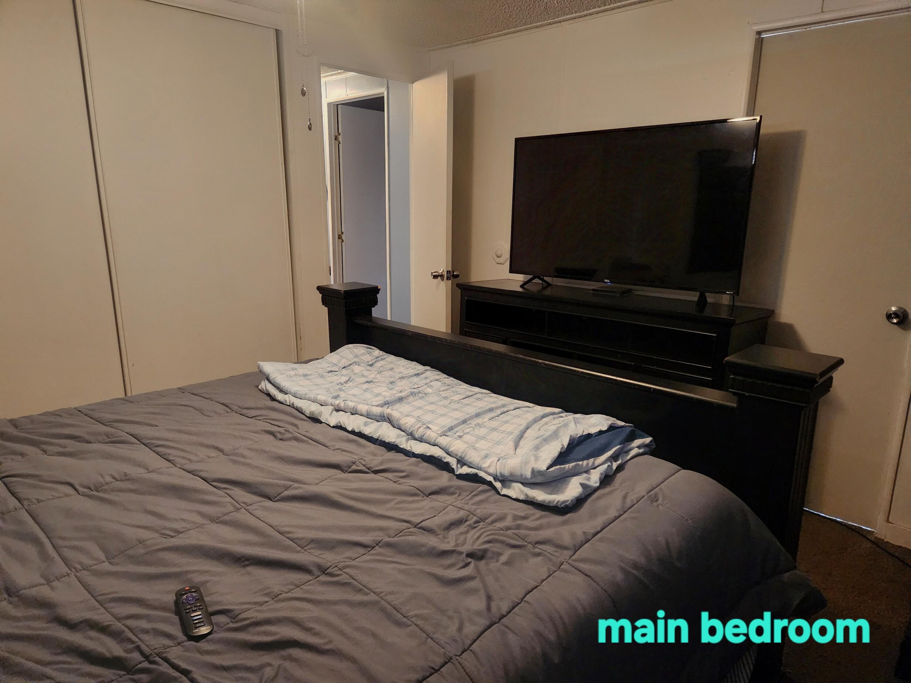 900 E Rankin Rd #18, Tulare, CA 93274