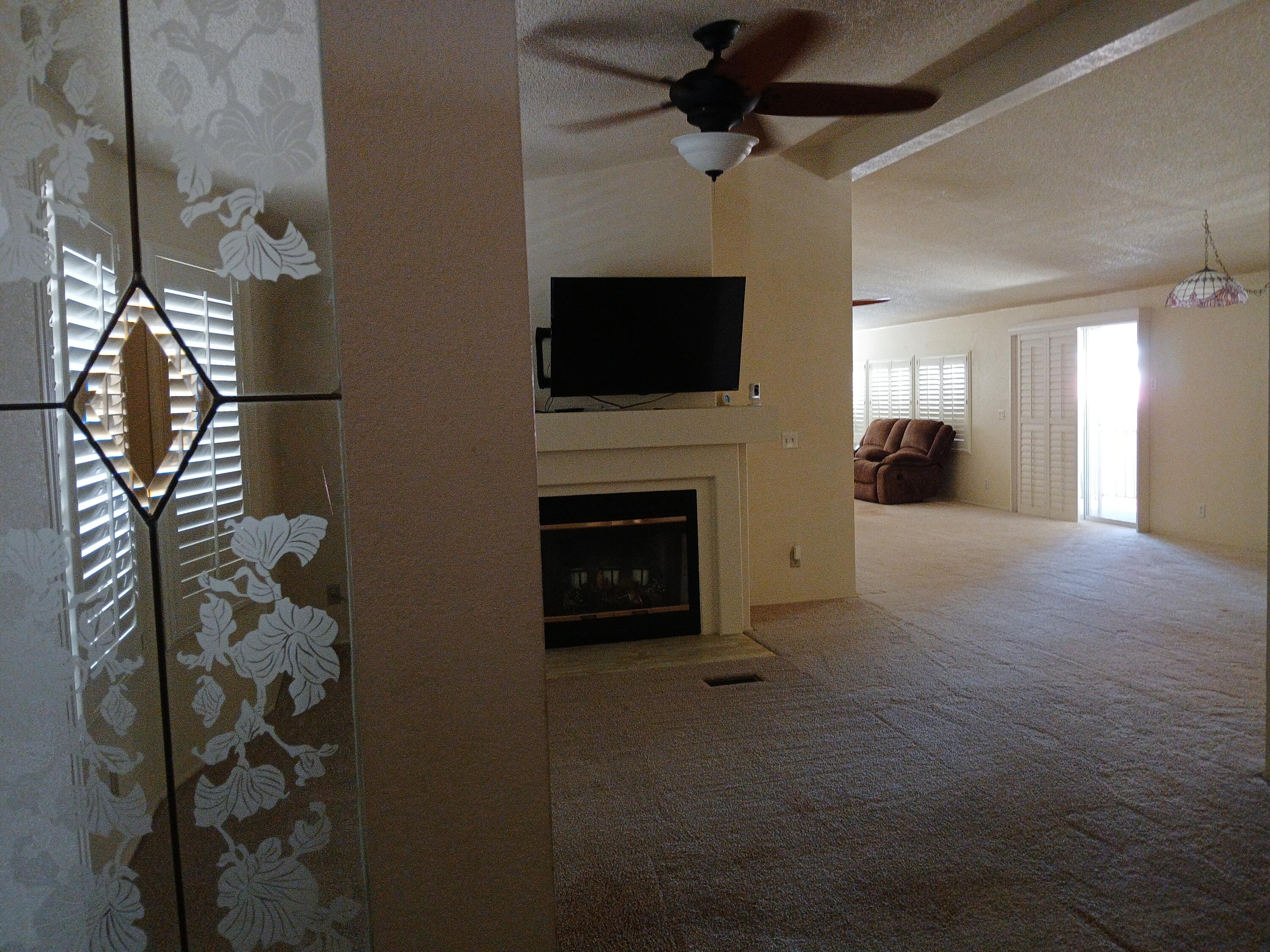 2459 N Oaks St #127, Tulare, CA 93274