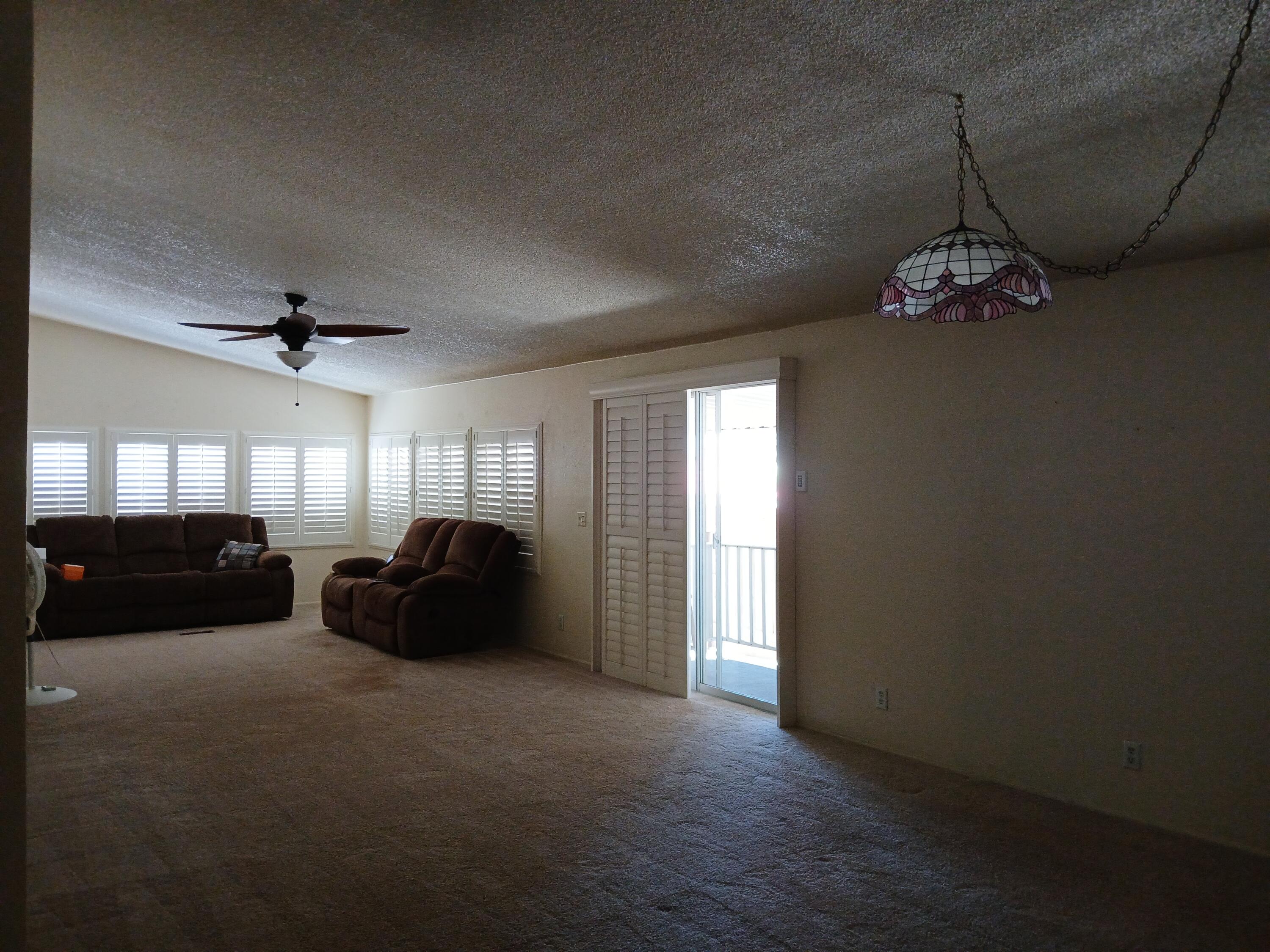 2459 N Oaks St #127, Tulare, CA 93274