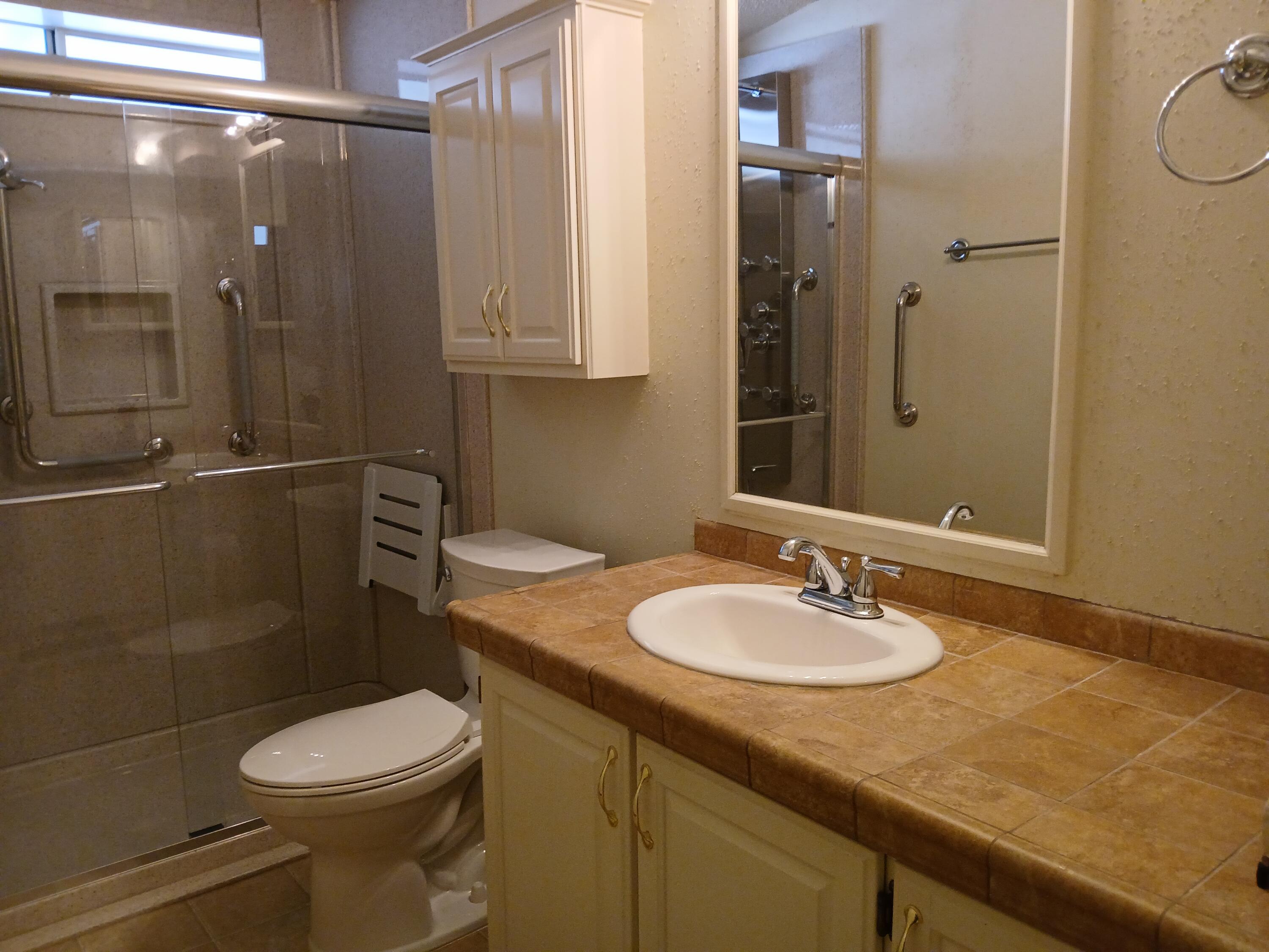 2459 N Oaks St #127, Tulare, CA 93274