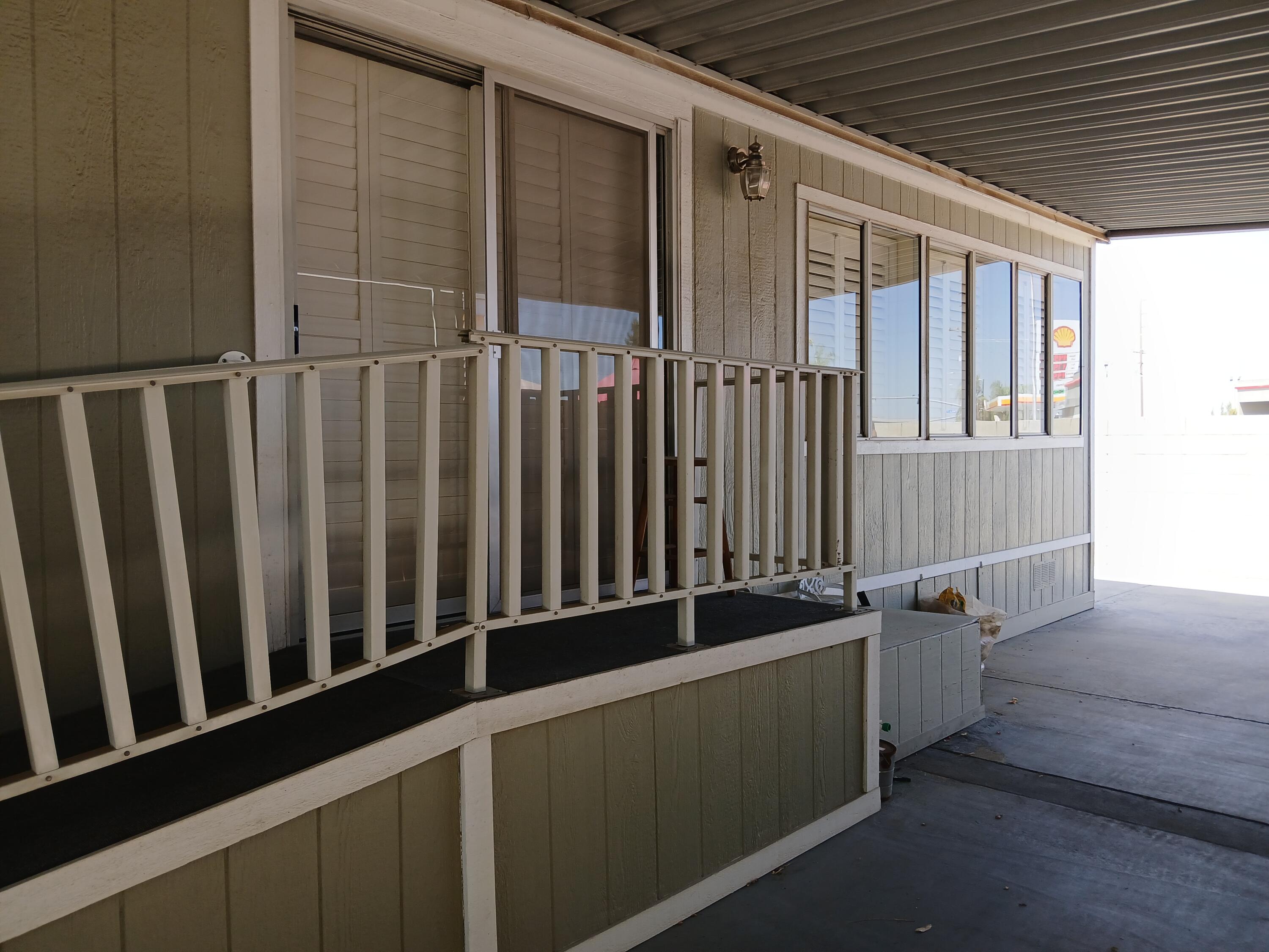 2459 N Oaks St #127, Tulare, CA 93274