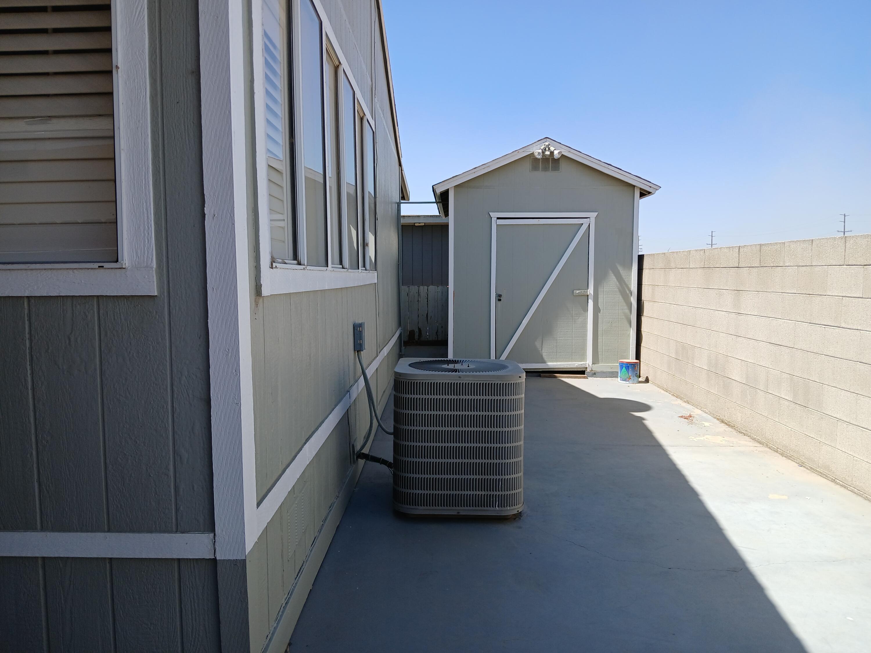 2459 N Oaks St #127, Tulare, CA 93274