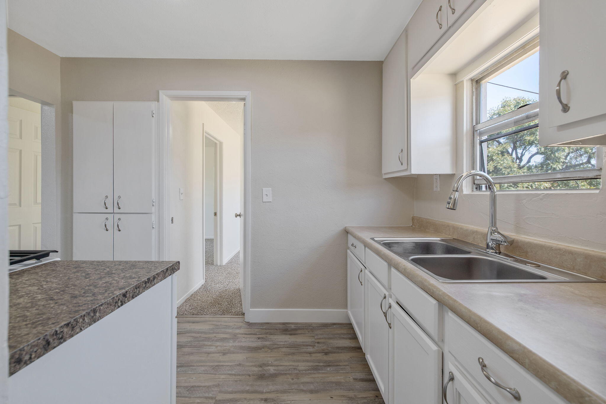 125 N N Hicks St #A, Visalia, CA 93291