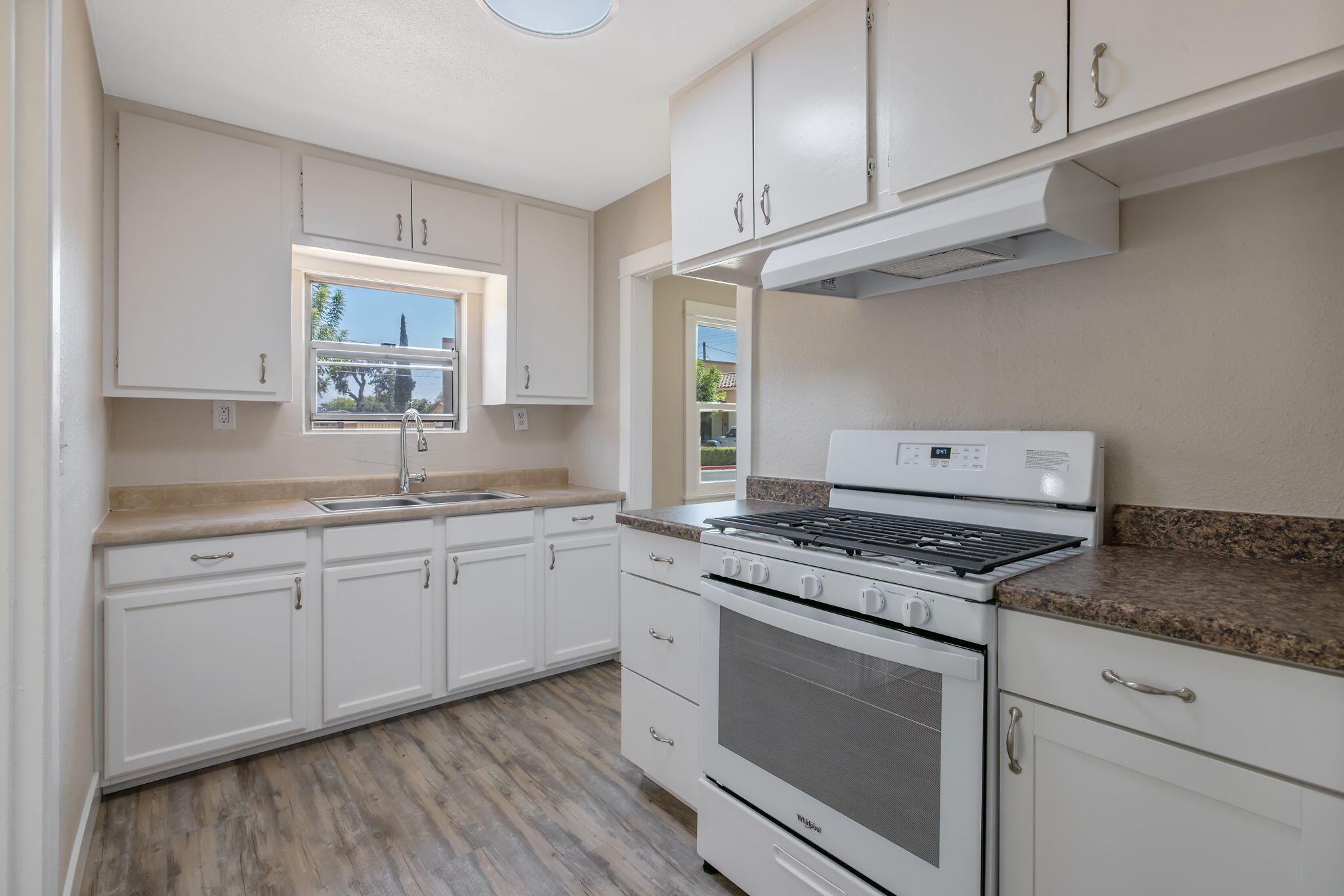 125 N N Hicks St #A, Visalia, CA 93291