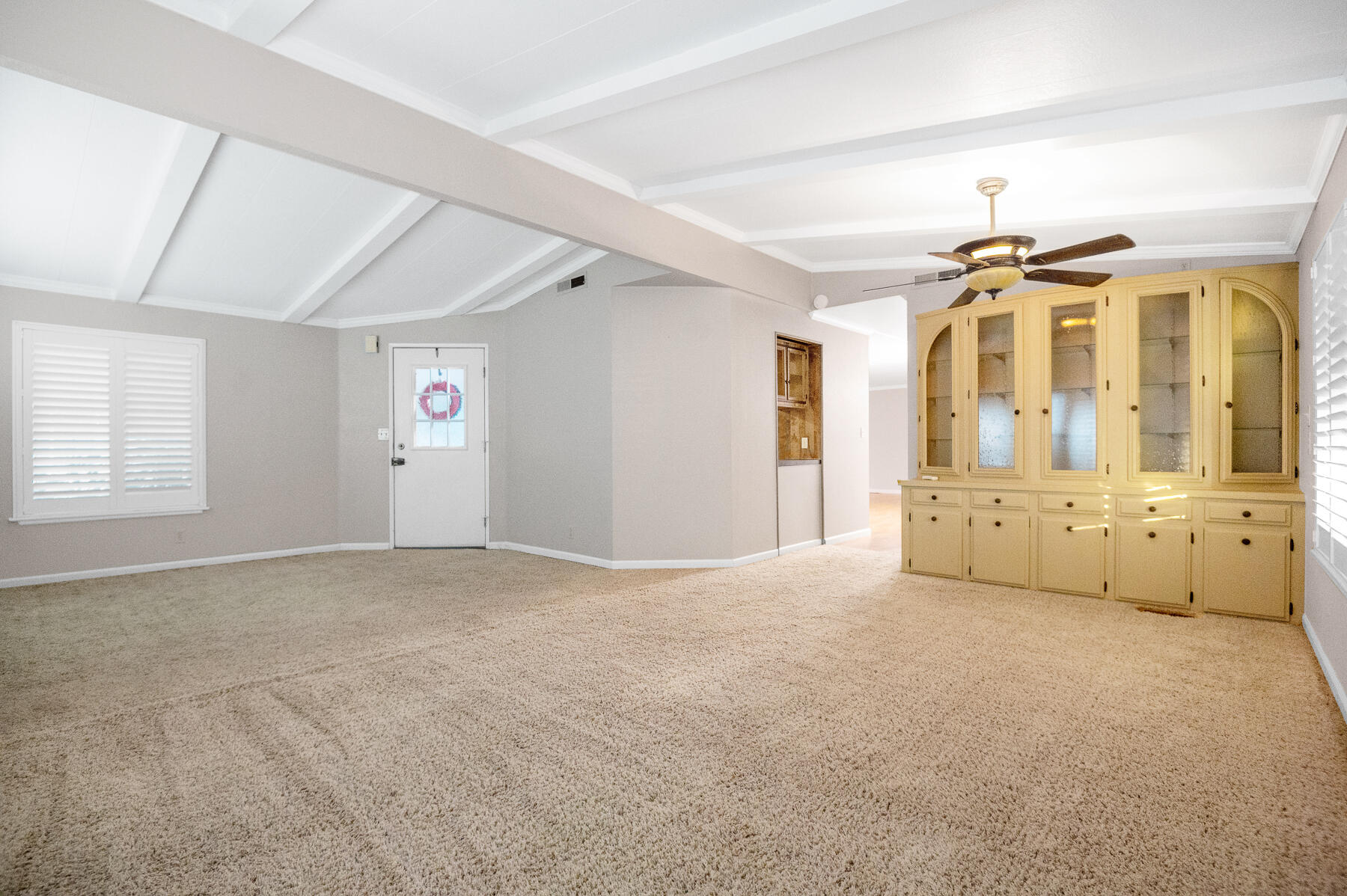 2400 W Midvalley Ave #Ld44, Visalia, CA 93277