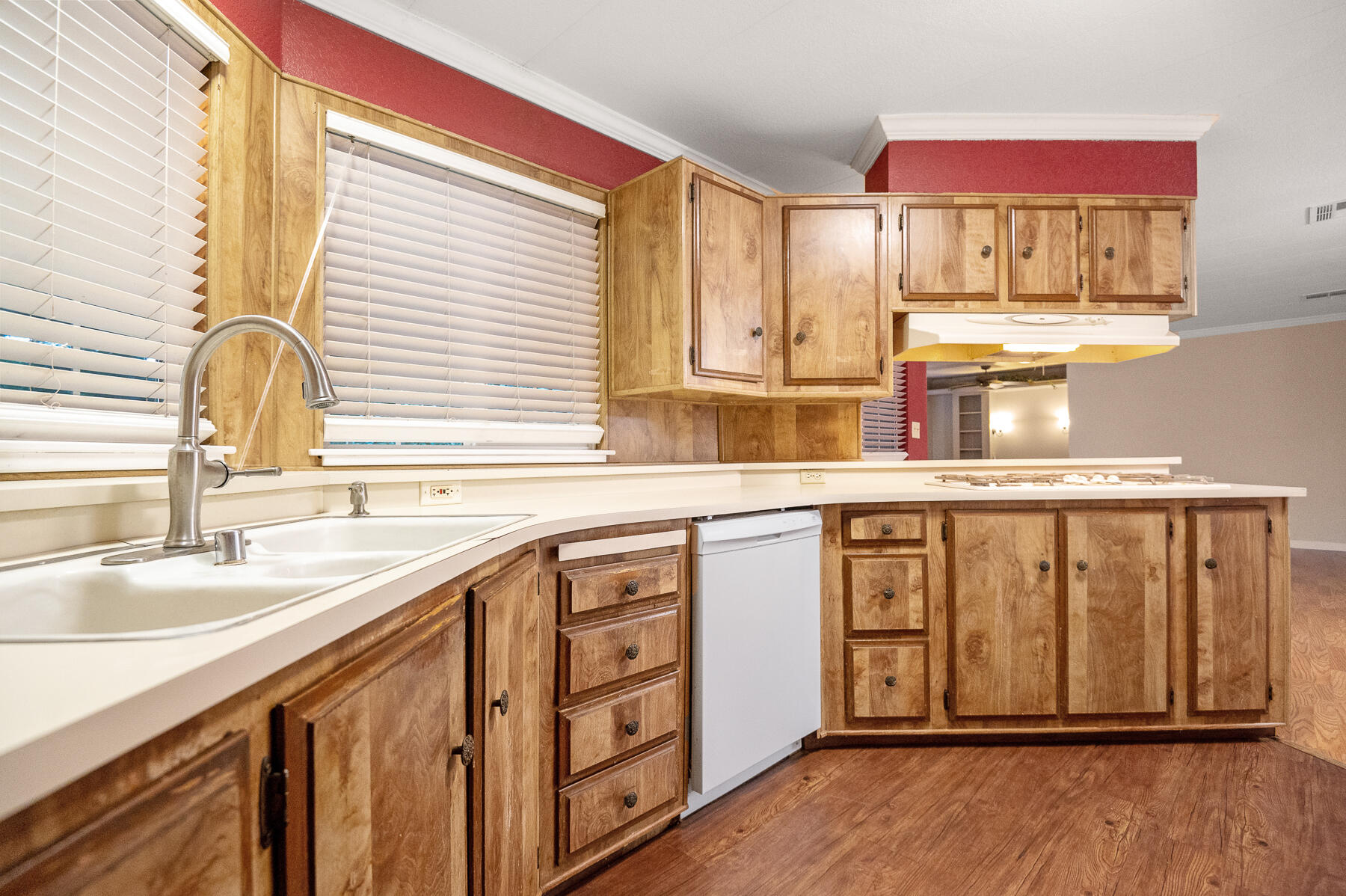 2400 W Midvalley Ave #Ld44, Visalia, CA 93277