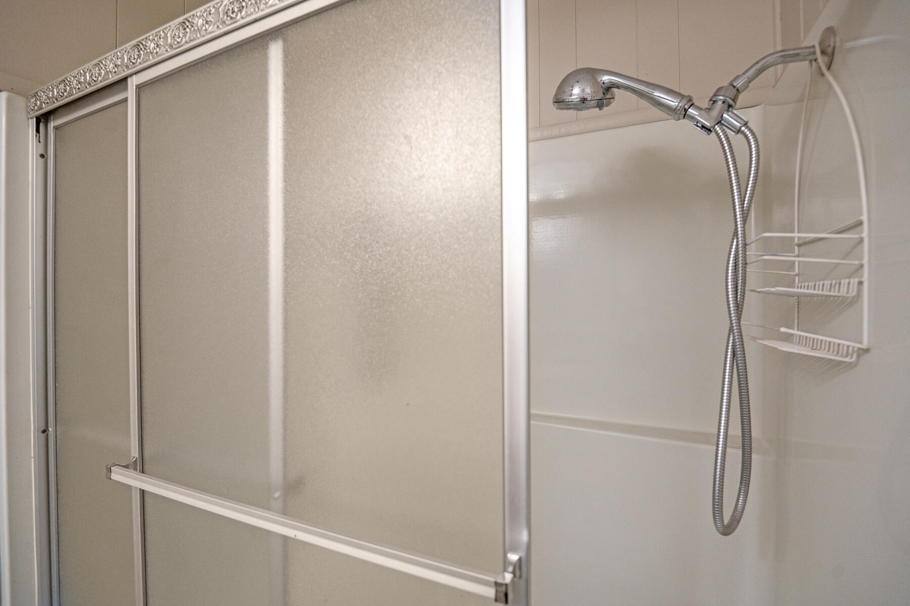 2400 W Midvalley Ave #Ld44, Visalia, CA 93277