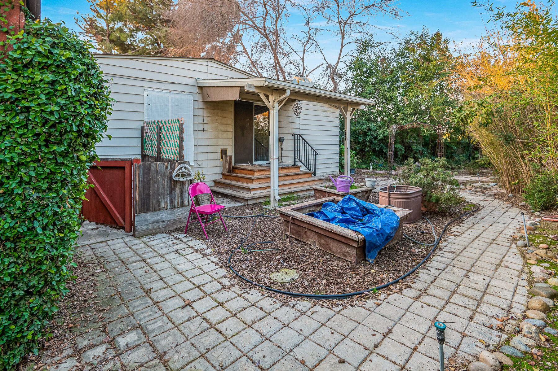 2400 W Midvalley Ave #Ld44, Visalia, CA 93277