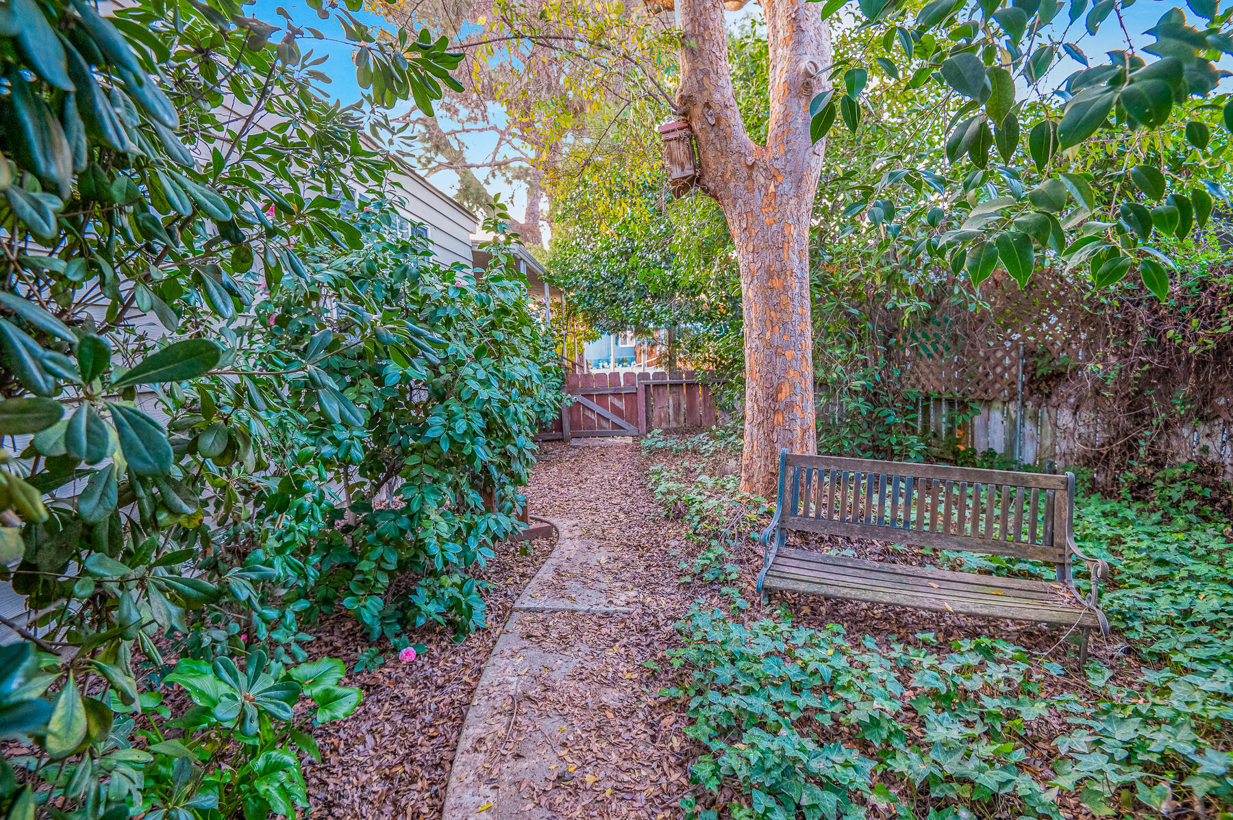 2400 W Midvalley Ave #Ld44, Visalia, CA 93277