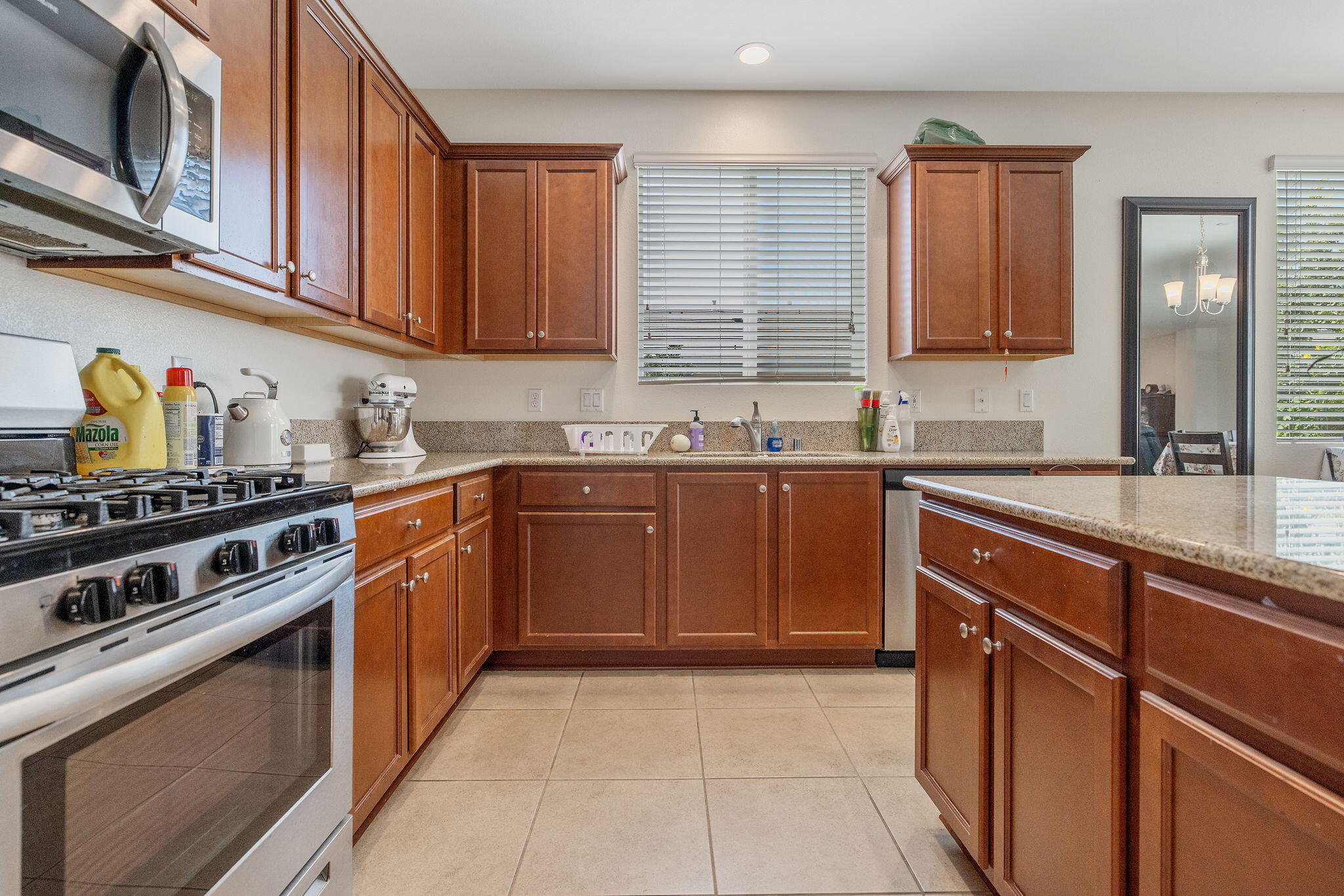 3043 Parks Ave, Tulare, CA 93274